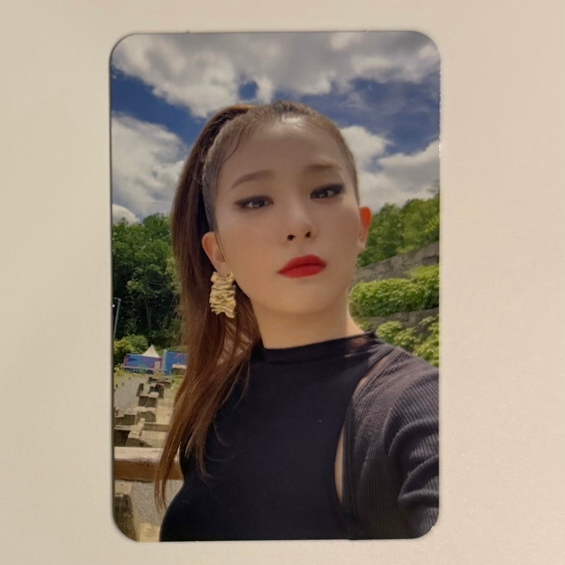 SEULGI (RED VELVET) - MONSTER ALBUM PHOTOCARD