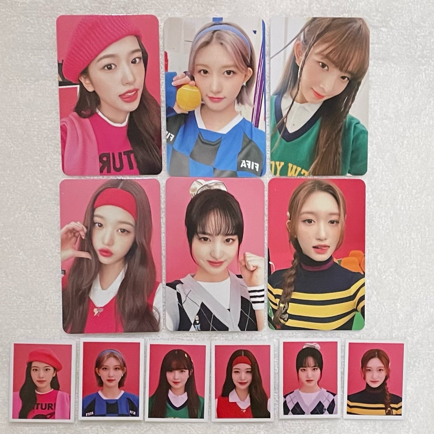IVE 2023 Season's Greetings Ready, Get Set, IVE! Official ID Photo & Photocard