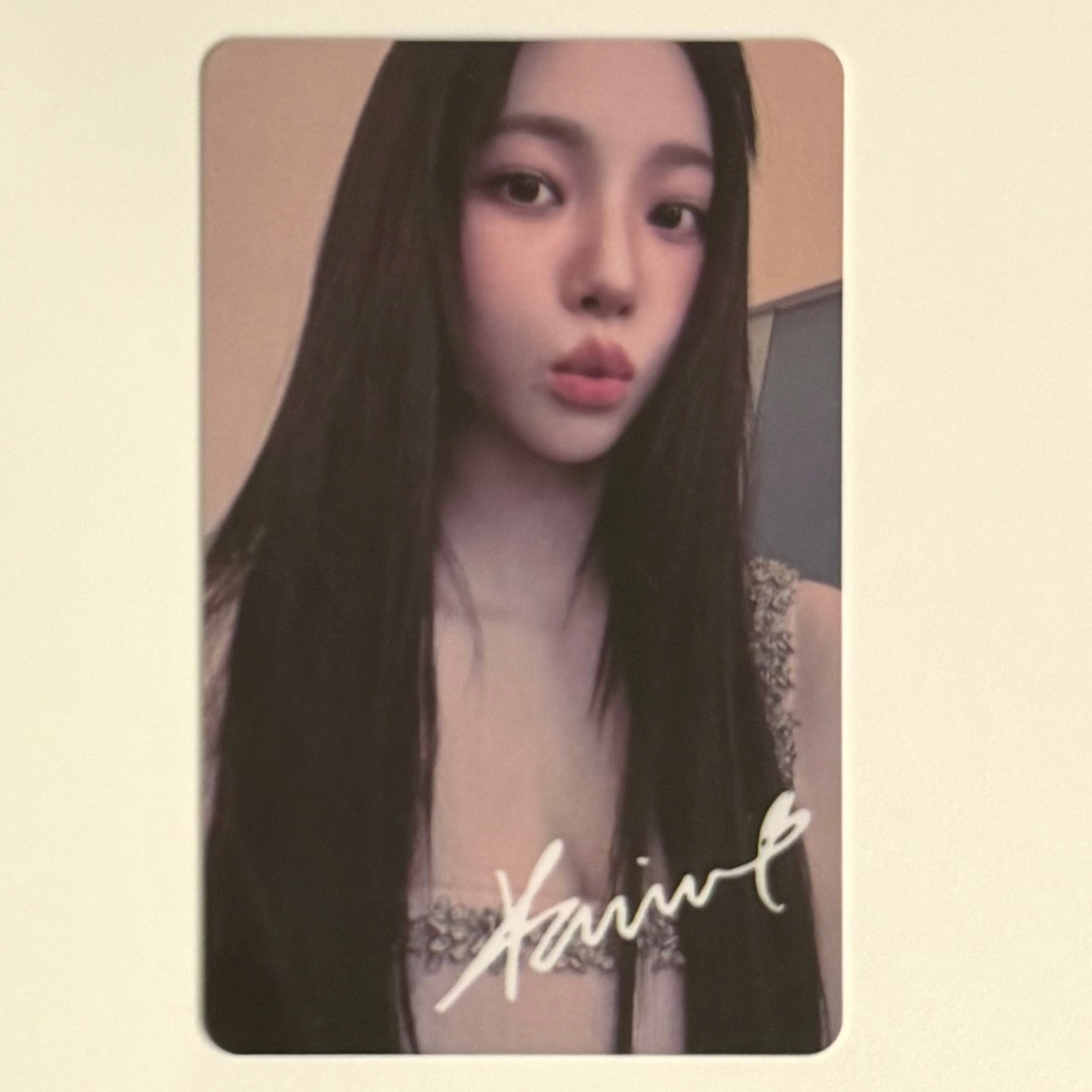 KARINA (AESPA) - CHIC MEGAZINE OFFCIAL PHOTOCARD