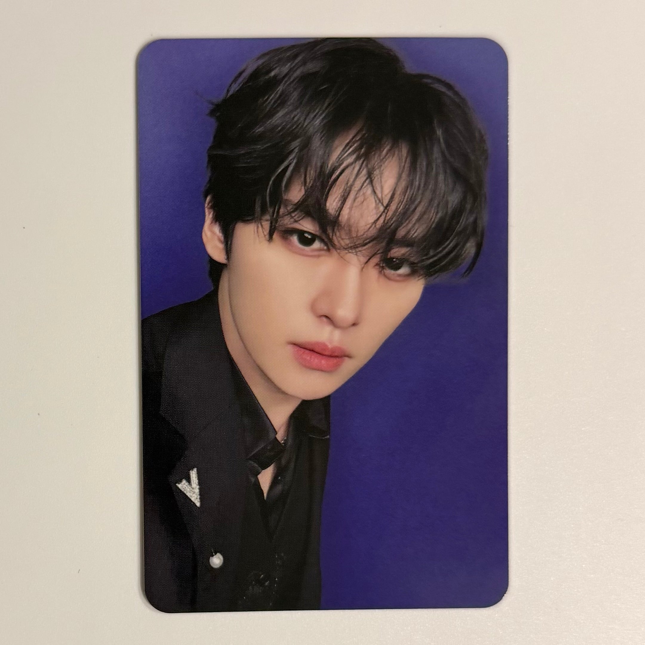 LEE KNOW (STRAY KIDS) - HOP ALBUM PHOTOCARD (LIMITED VER)