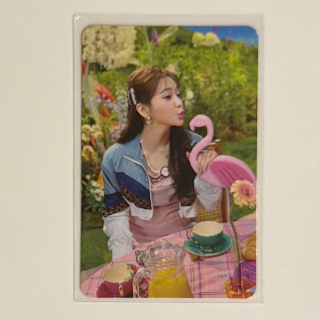 JOY (RED VELVET) - QUEENDOM ALBUM PHOTOCARD