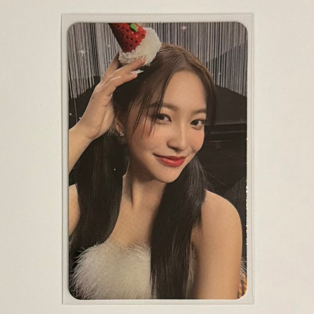 YERI (RED VELVET) - PINK CHRISTMAS TRADING CARD PHOTOCARD