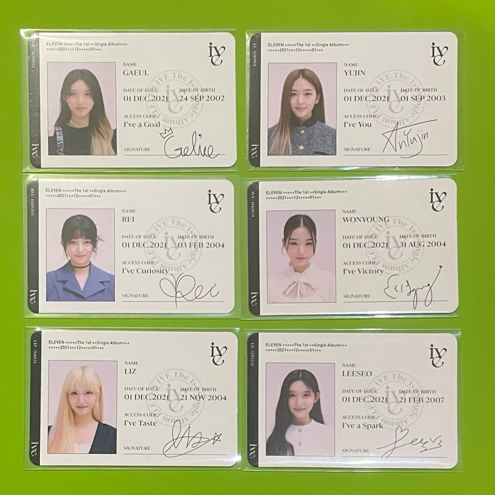 IVE 1st Single 'ELEVEN' Official Album Photocard