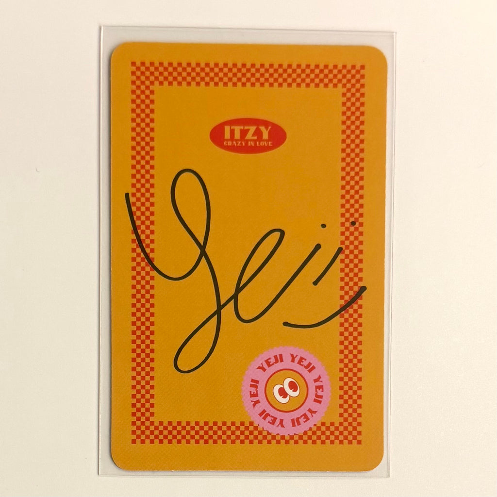 YEJI (ITZY) - CRAZY IN LOVE JC ALBUM PHOTOCARD