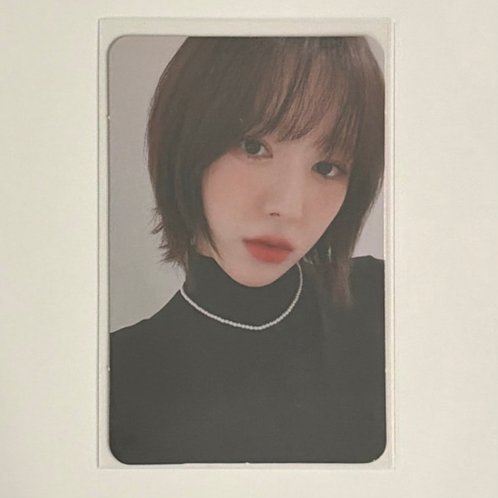 WENDY (RED VELVET) - BIRTHDAY YIZHIYU FANSIGN POB PHOTOCARD