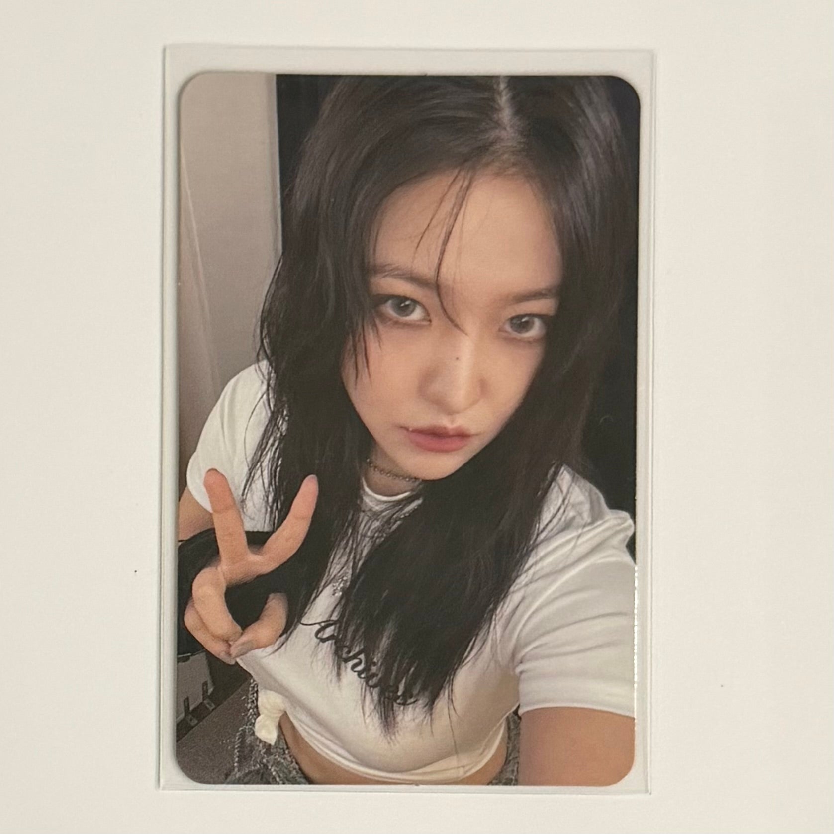 YERI (RED VELVET) - BIRTHDAY SOUNDWAVE POB PHOTOCARD