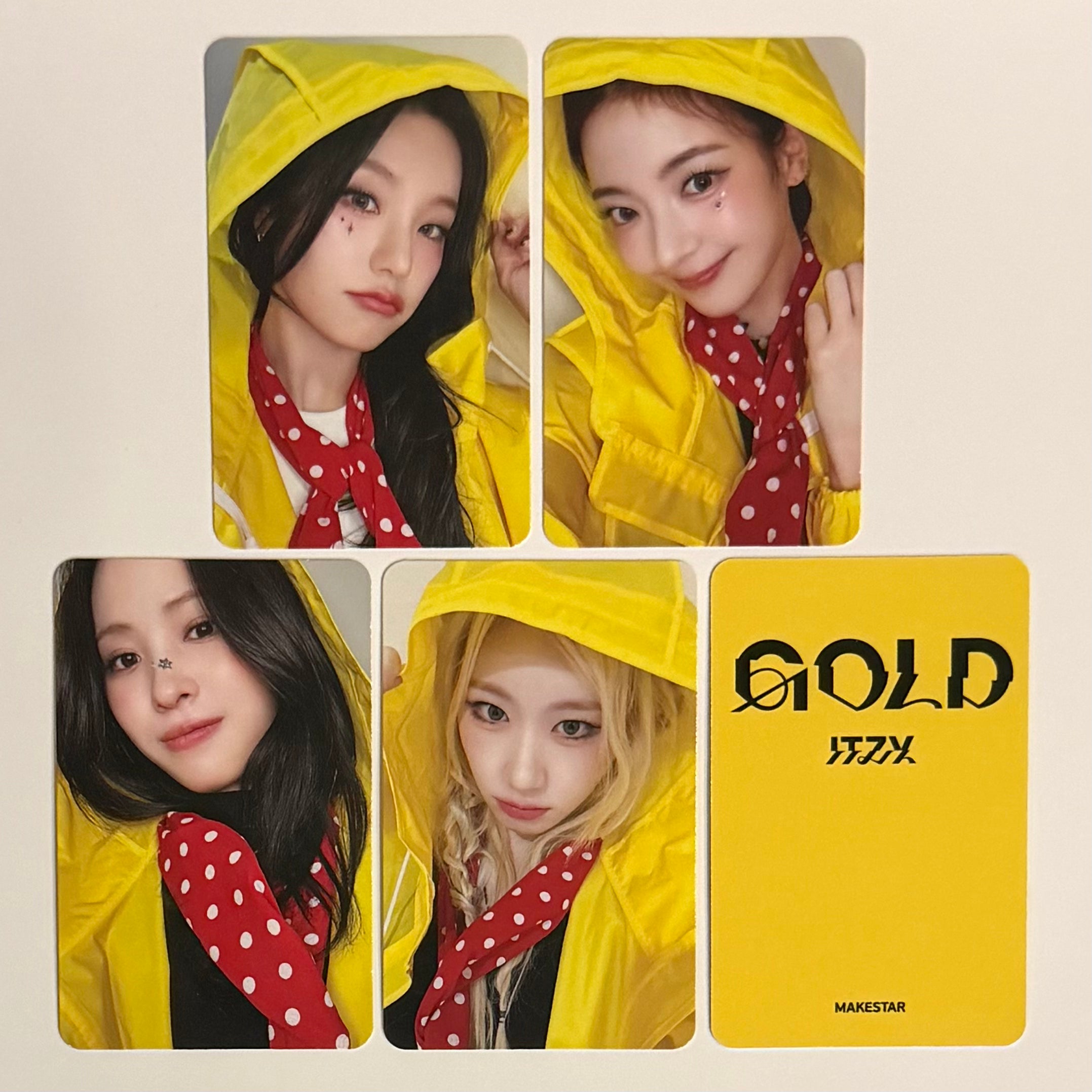 ITZY - GOLD MS MAKESTAR OFFLINE FANSIGN 6 POB PHOTOCARD (RAINCOAT VER)