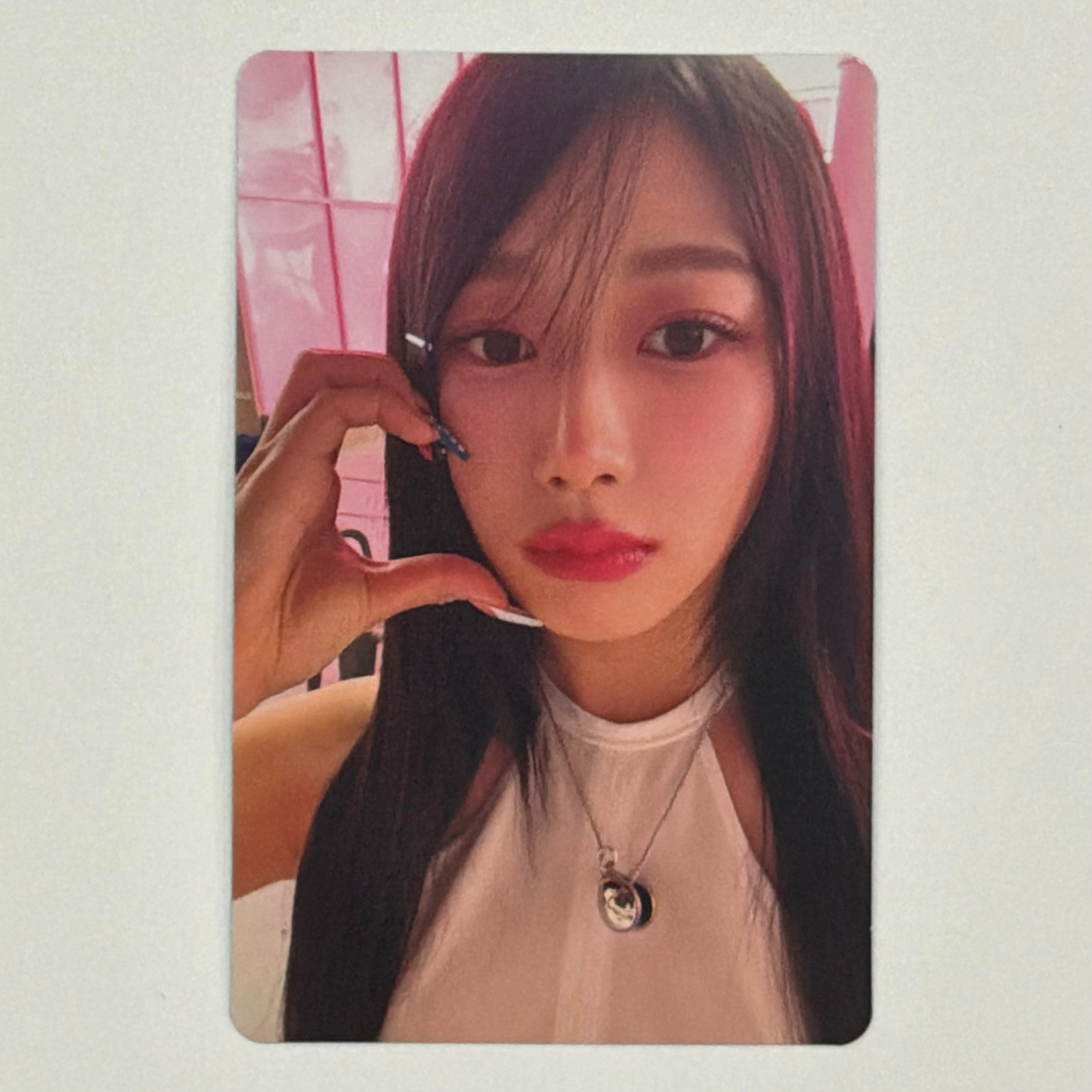 GISELLE (AESPA) - HOT MESS ALBUM PHOTOCARD