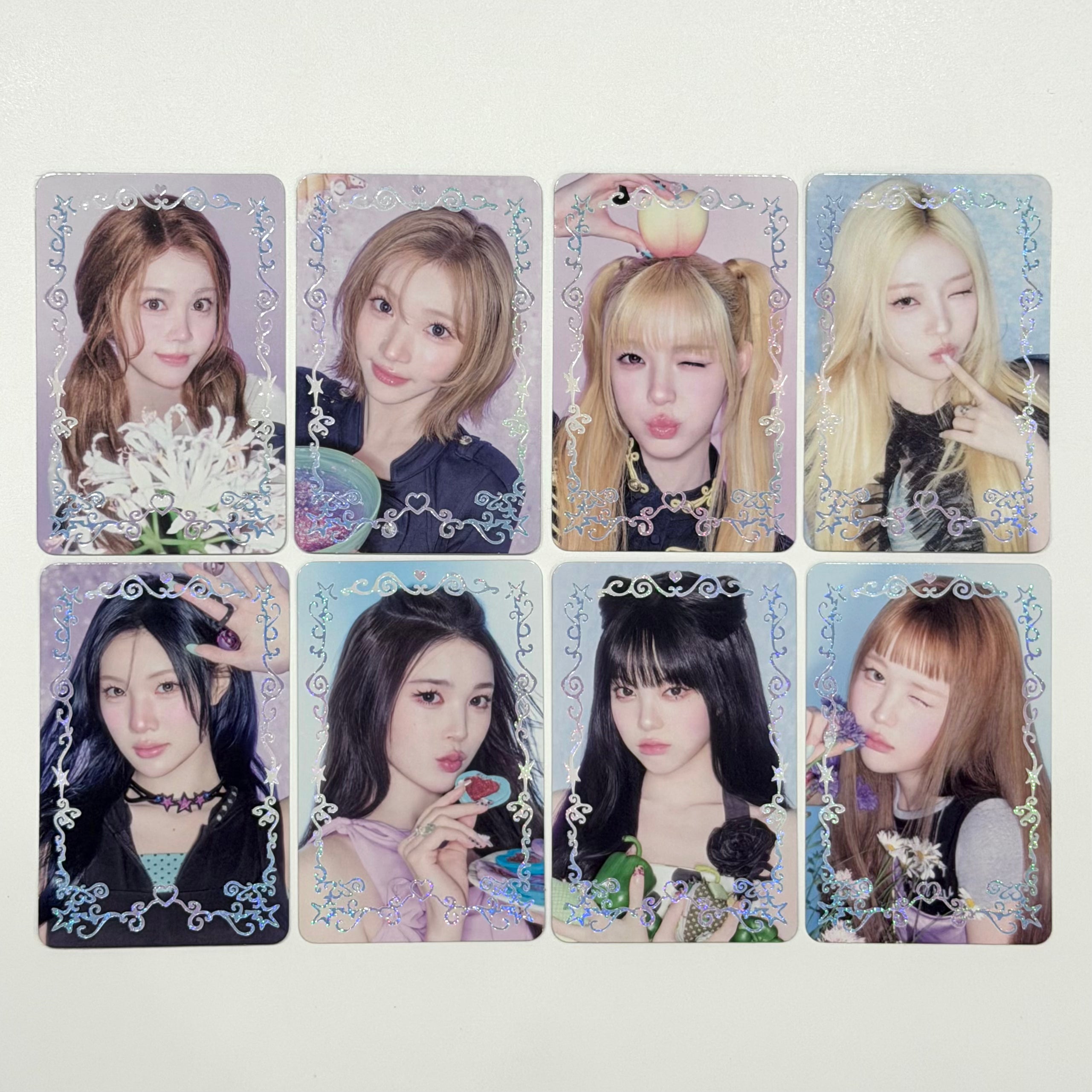Hearts2Hearts h2h - ICONIC HEART TRADING CARD PHOTOCARD (FRAME VER)