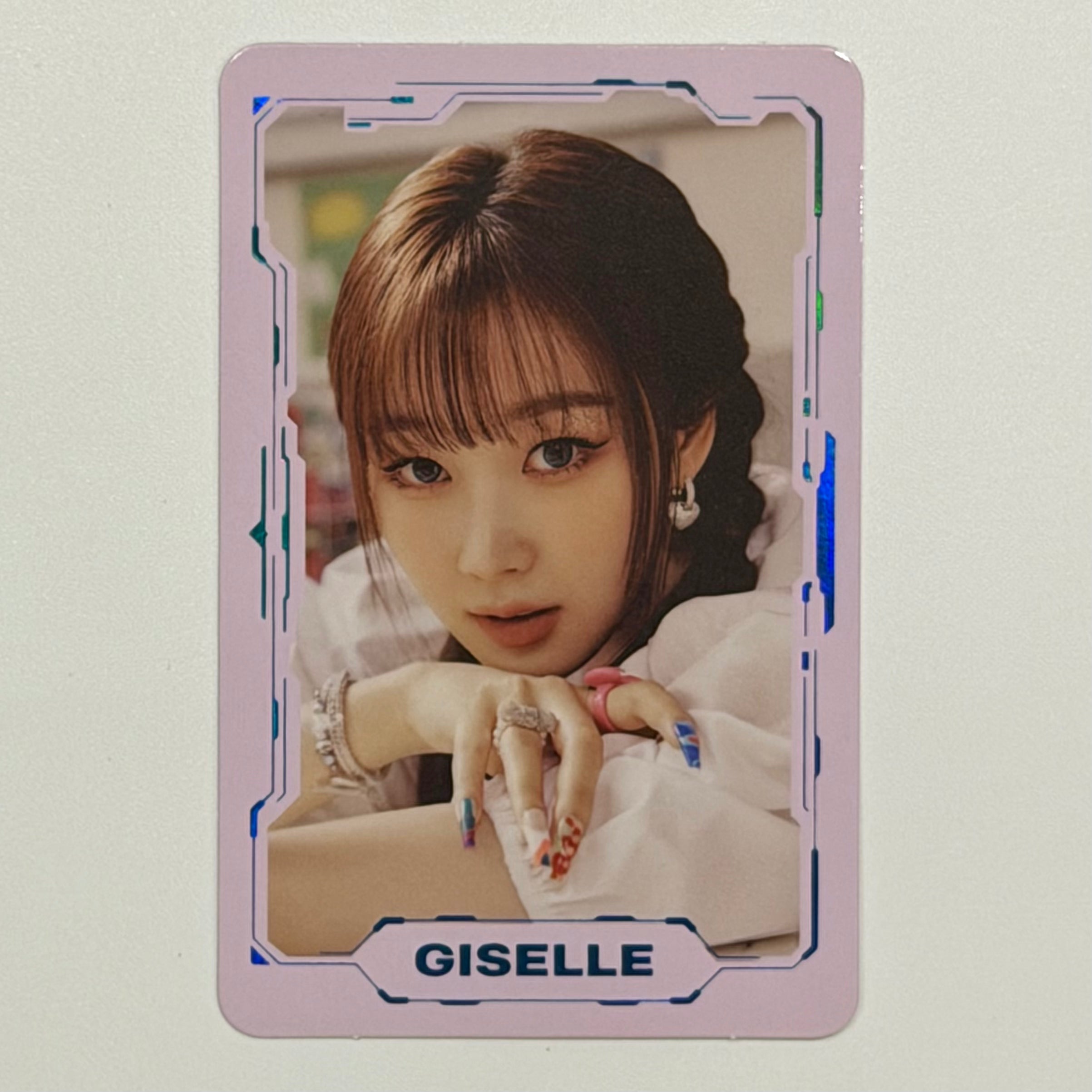 GISELLE (AESPA) - GIRLS TRADING CARD PHOTOCARD
