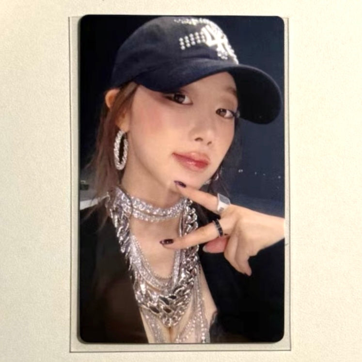 GISELLE (AESPA) - RICH MAN JUMP UP JP POB PHOTOCARD