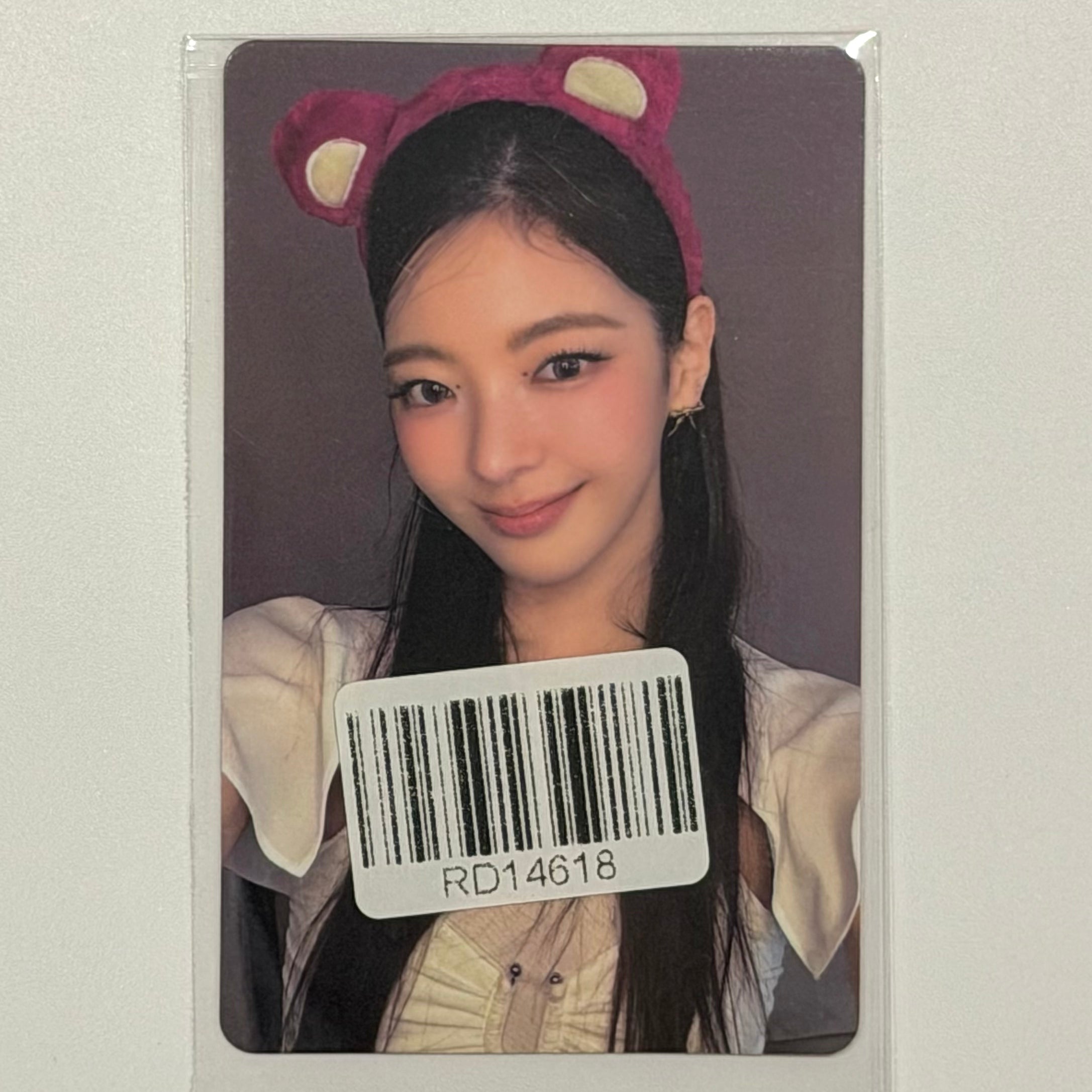 LIA (ITZY) - MOTTO KMSTATION BLIND BOX POB PHOTOCARD (LIMITED VER - 100 ONLY)