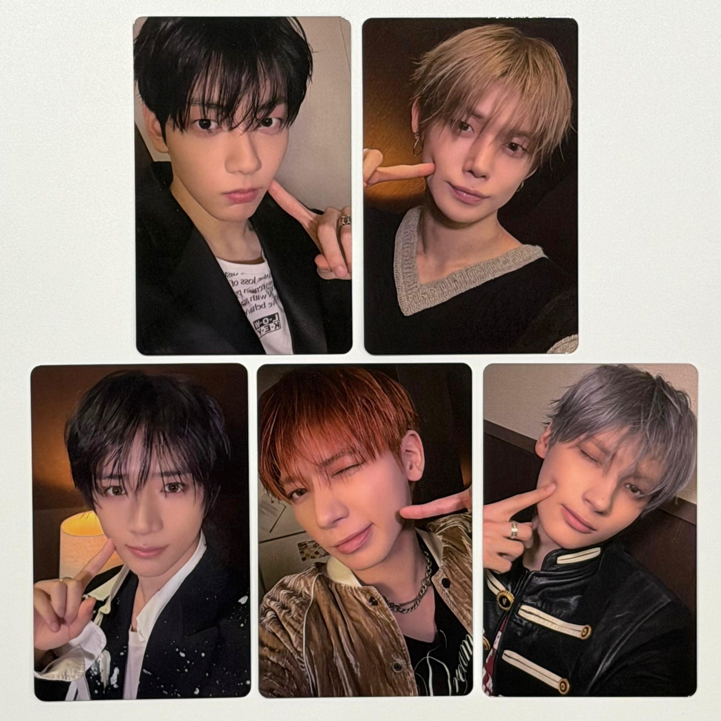 TXT - 7TH YEAR: A Moment of Stillness in the Thorns YIZHIYU FANSIGN 4.0 POB PHOTOCARD