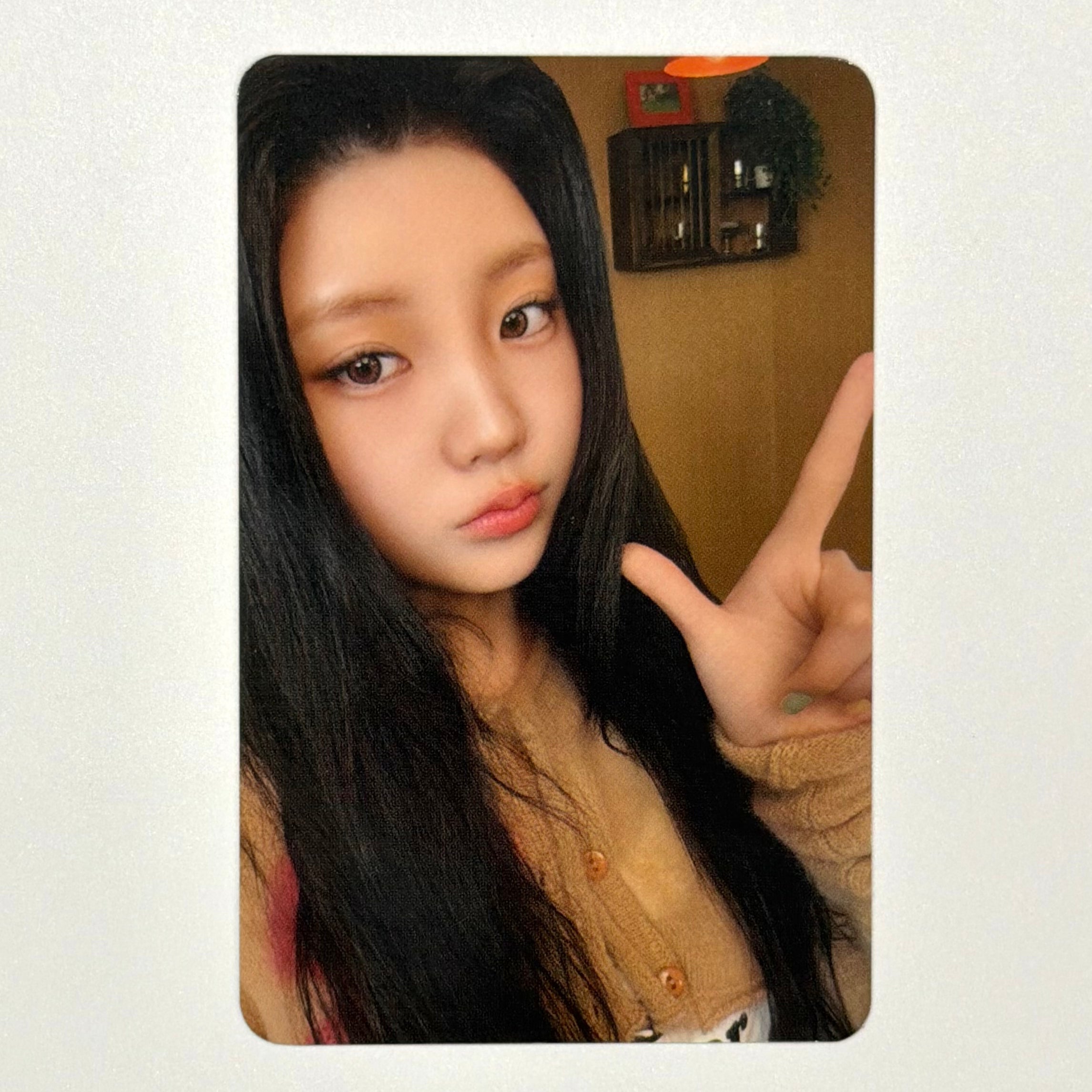 ILLIT - SUPER REAL ME MUSIC PLANT FANSIGN POB PHOTOCARD