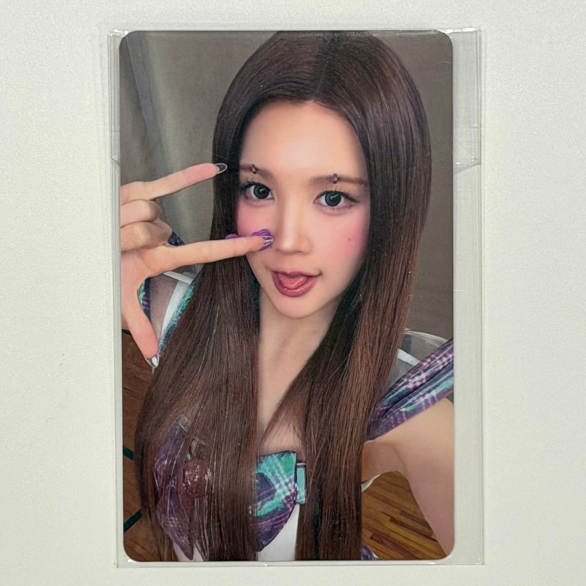ANA (Hearts2Hearts h2h) - ICONIC HEART WEVERSE JAPAN POB PHOTOCARD