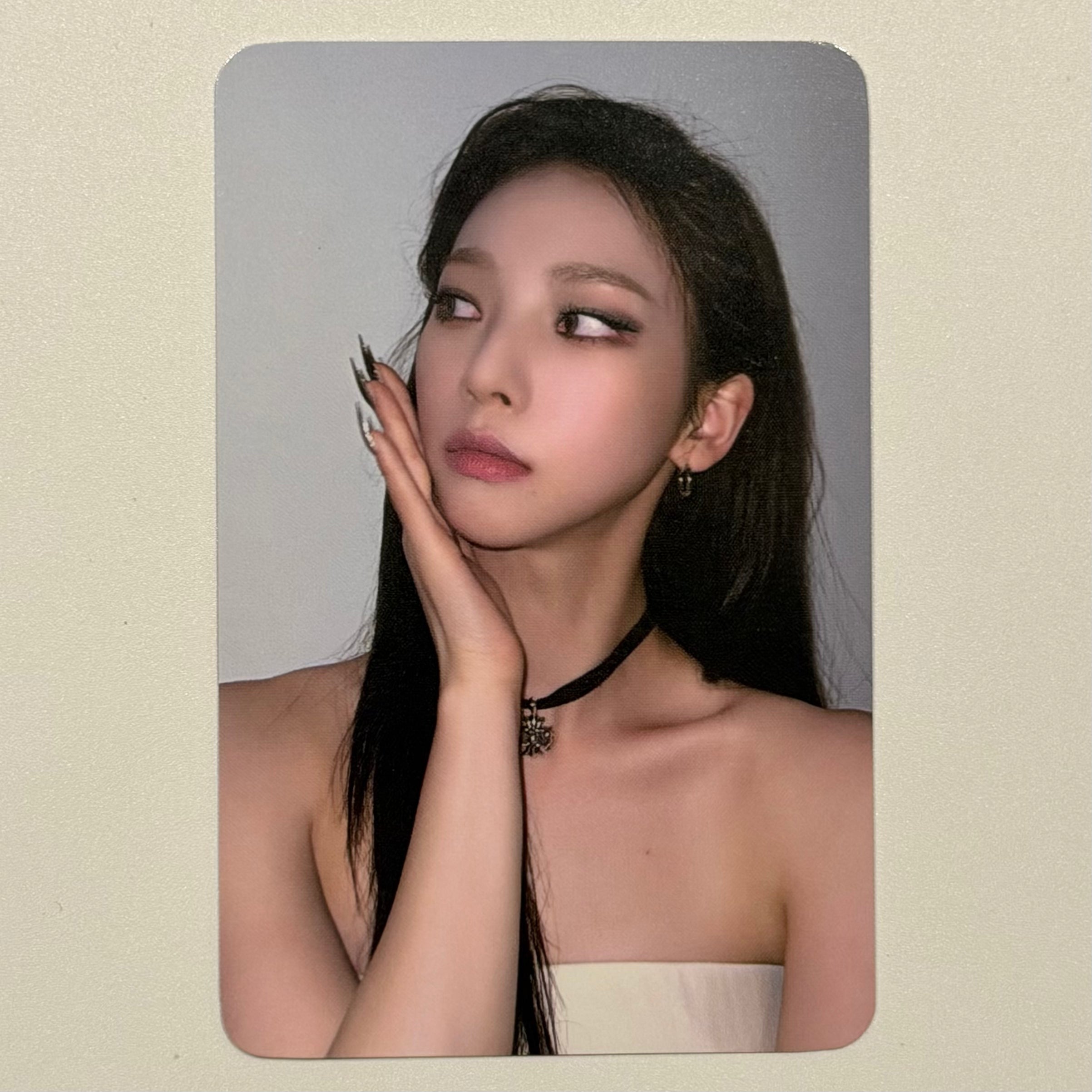 KARINA (AESPA) - MY WORLD EVERLINE FANSIGN POB PHOTOCARD