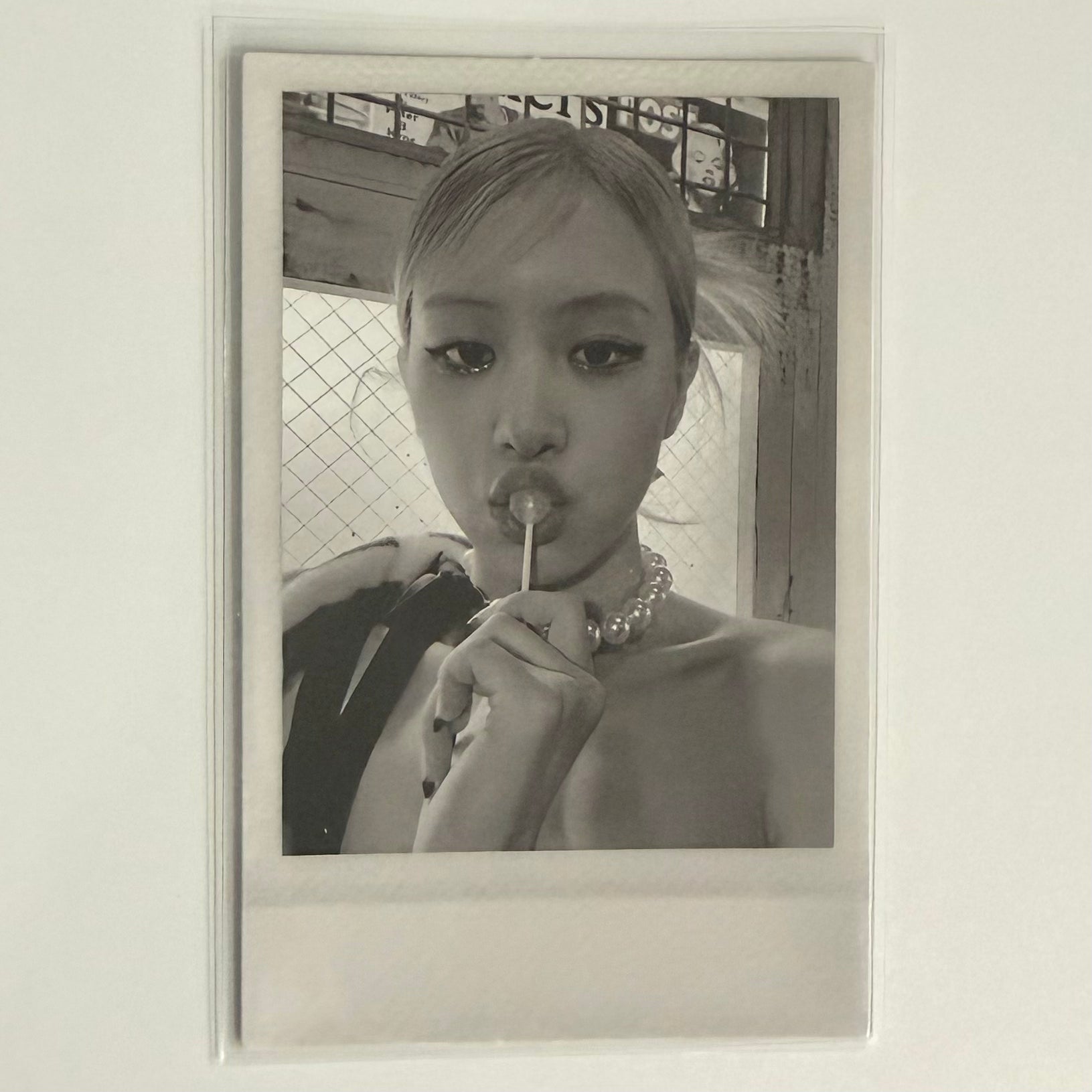 ROSE - SOLO ALBUM -R- ALBUM PHOTOCARD