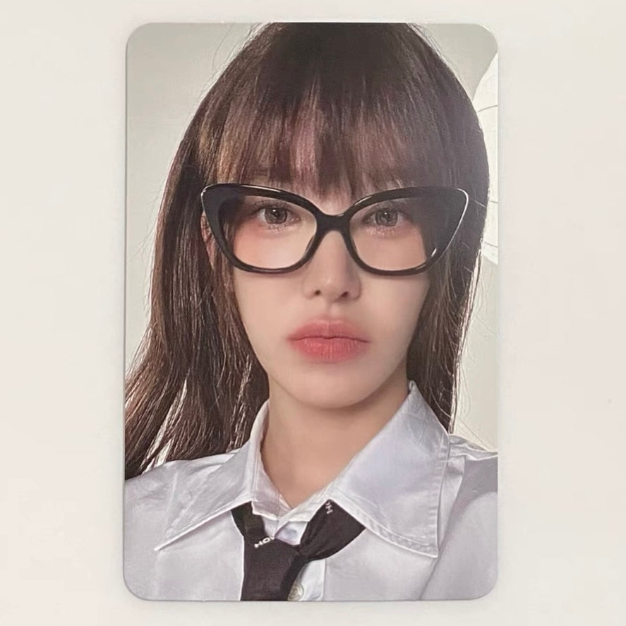 WENDY (RED VELVET) -  WISH YOU HELL ALBUM PHOTOCARD