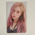 GISELLE (AESPA) - 2025 SEASONS GREETINGS TRADING CARD PHOTOCARD