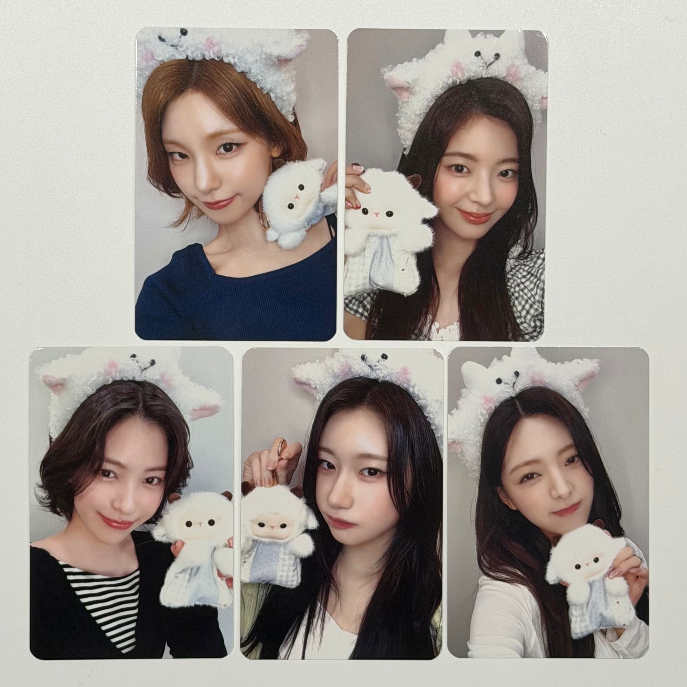 ITZY - MOTTO MAKESTAR SHENZHEN OFFLINE FANSIGN 13 POB PHOTOCARD (BABY SHEEP VER)