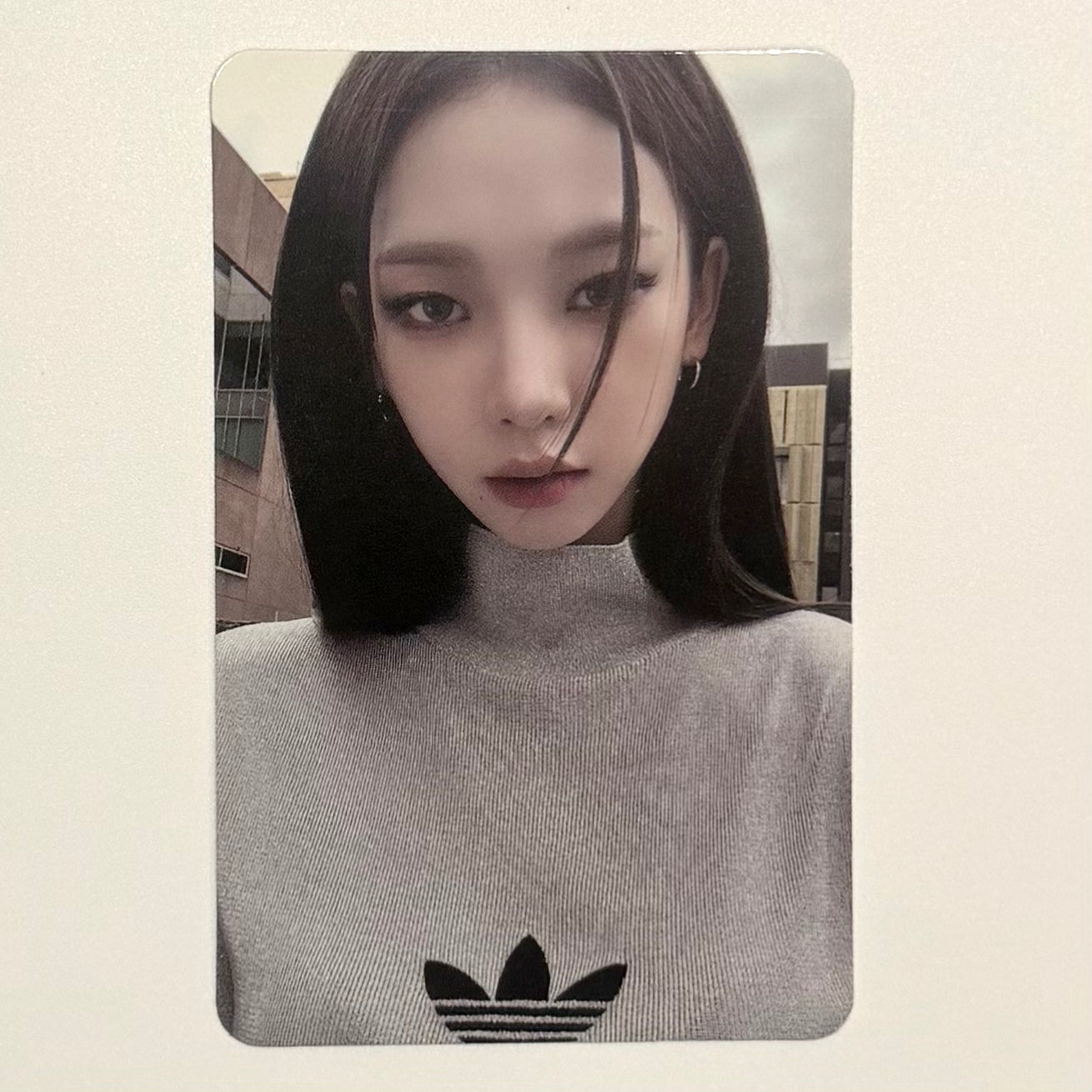 KARINA (AESPA) - MY WORLD ALBUM PHOTOCARD (TABLOID VER)