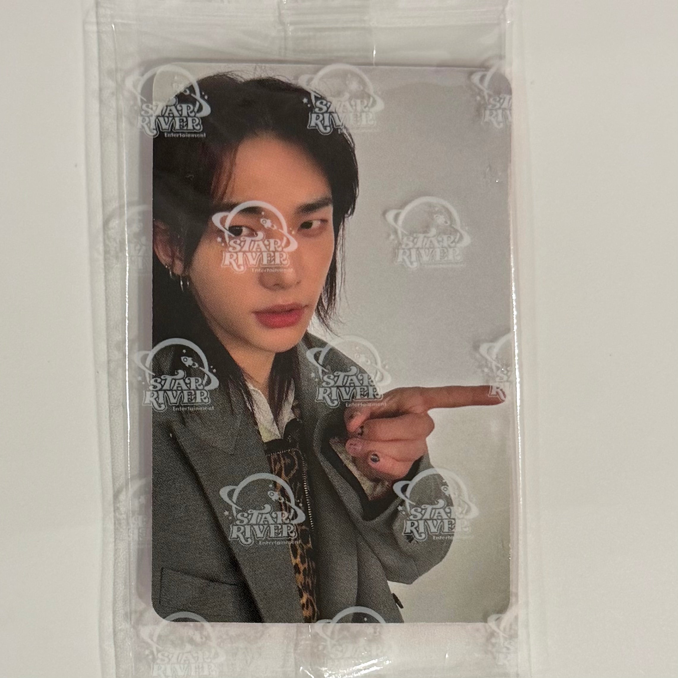 HYUNJIN (STRAY KIDS) - THIS & THAT APPLE MUSIC POB PHOTOCARD