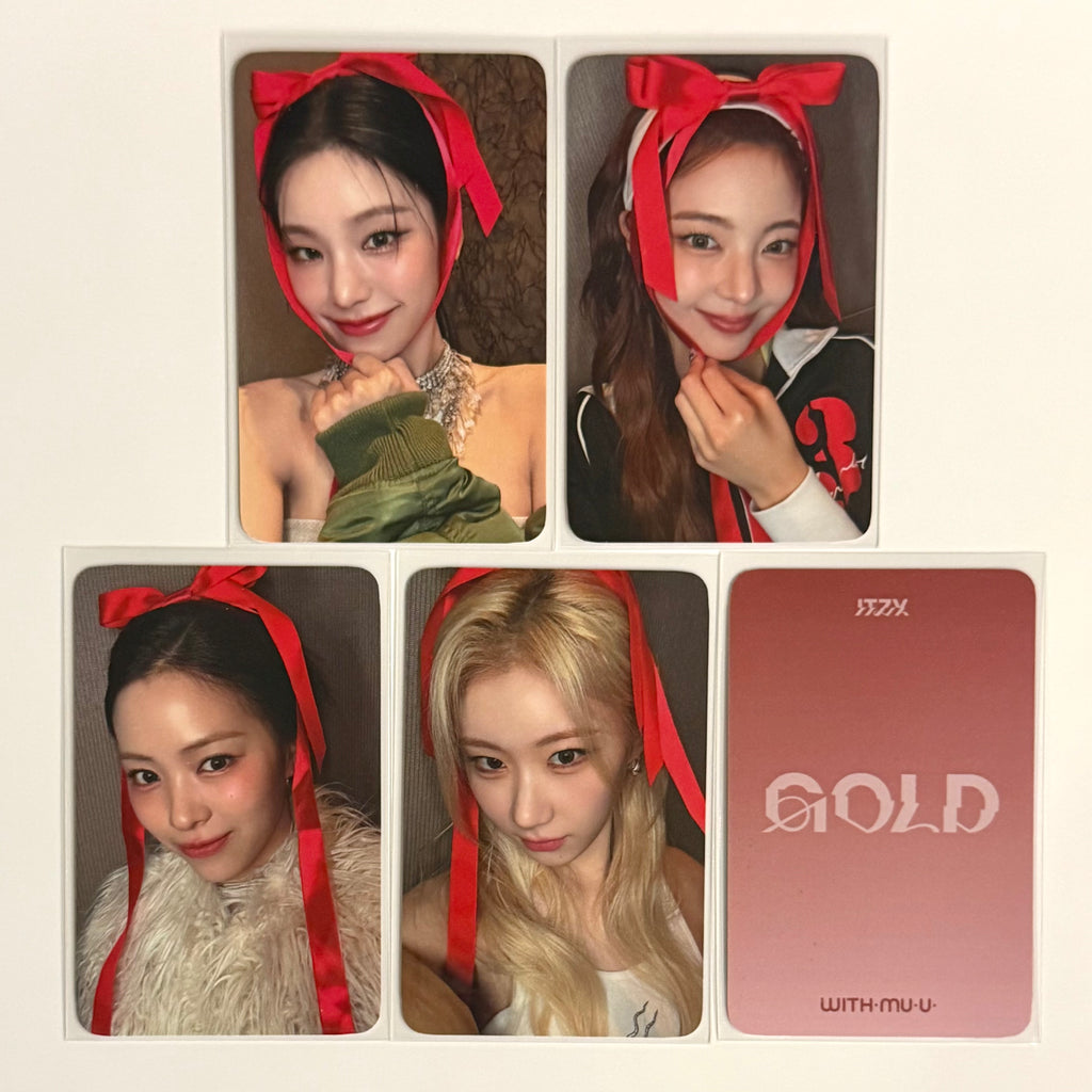 ITZY - GOLD WM WITHMUU ONLINE FANSIGN 1 POB PHOTOCARD