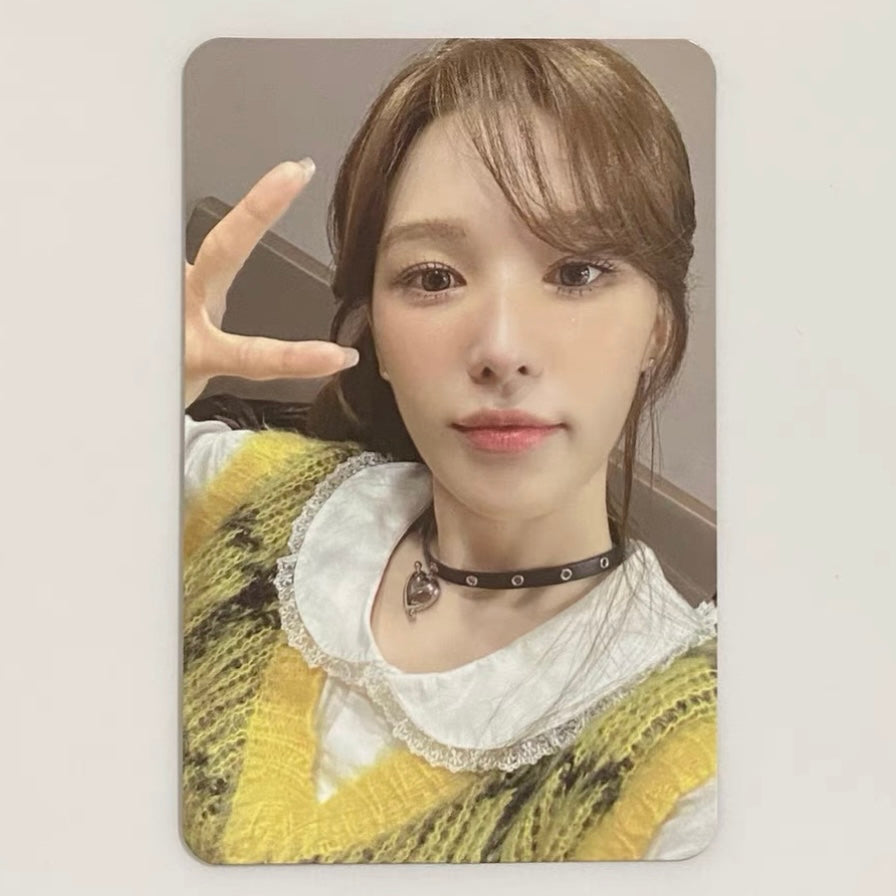 WENDY (RED VELVET) -  CHILL KILL SMTOWN LUCKY DRAW POB PHOTOCARD