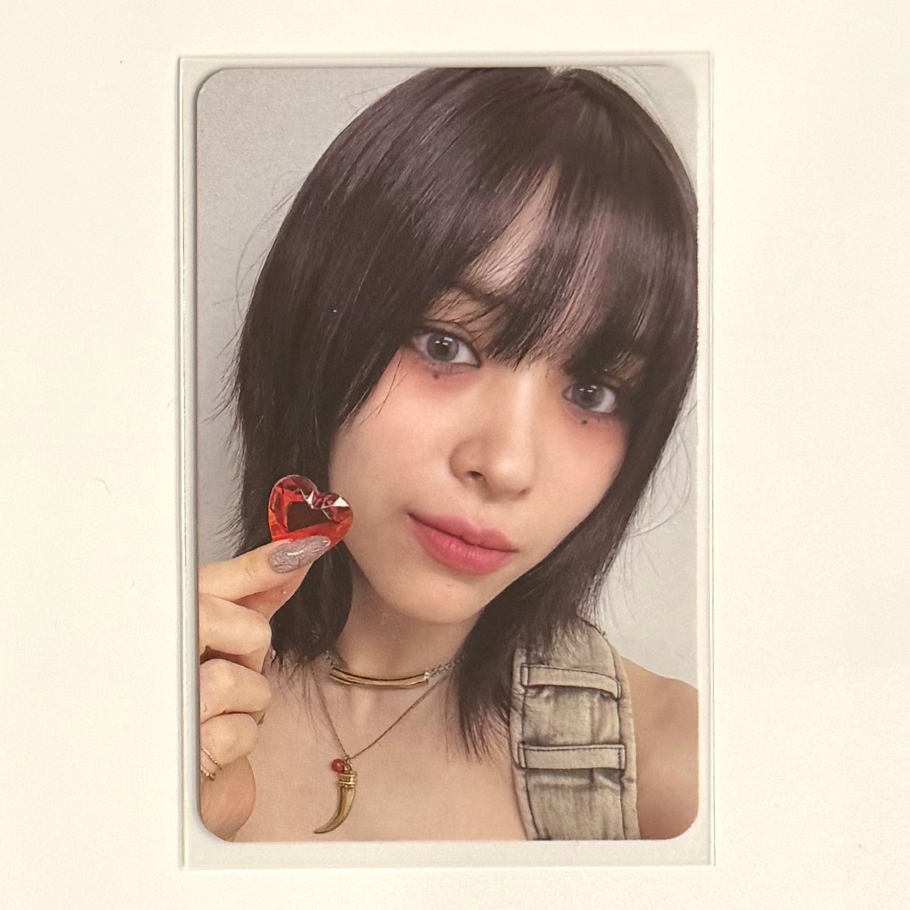 RYUJIN (ITZY) - BORN TO BE ALBUM PHOTOCARD