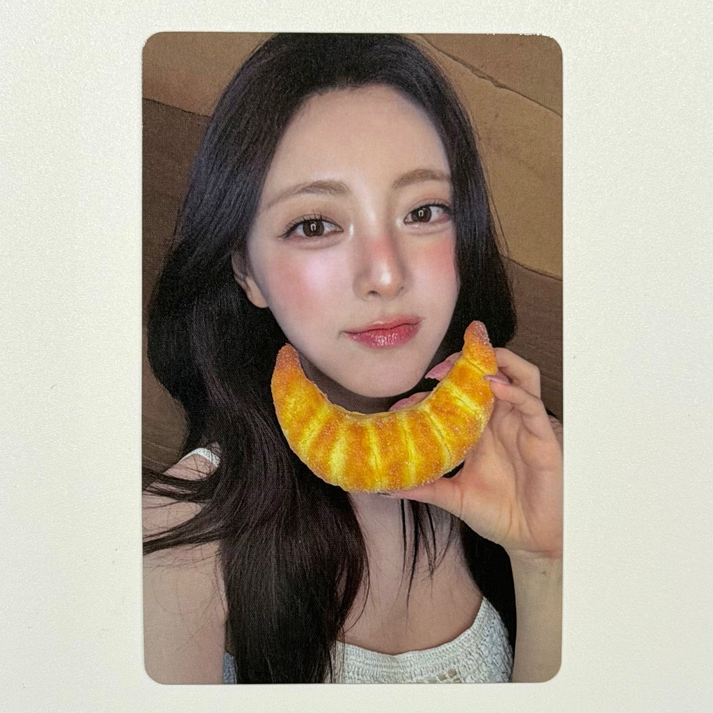 YUNA (ITZY) - MOTTO KMONSTER KM FANSIGN POB PHOTOCARD