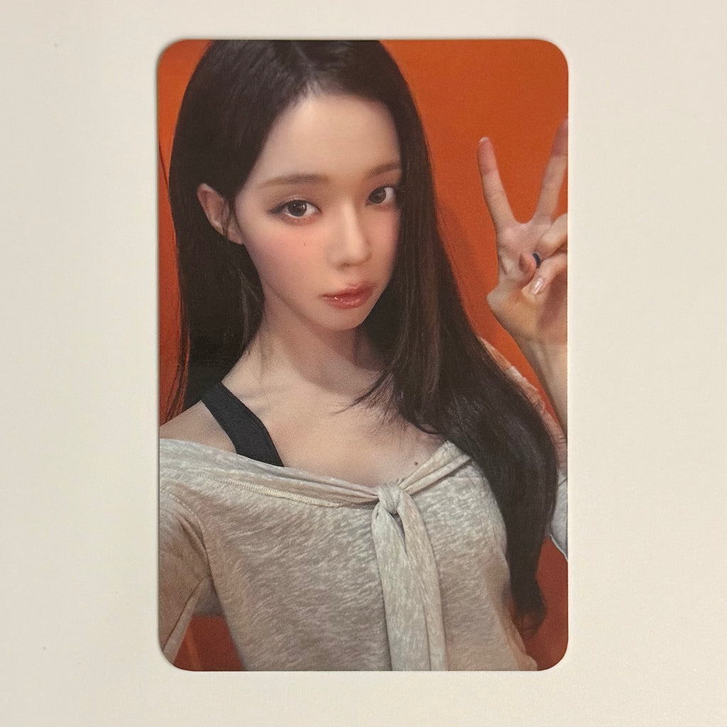 WINTER (AESPA) - DIRTY WORK MAKESTAR FANSIGN POB PHOTOCARD