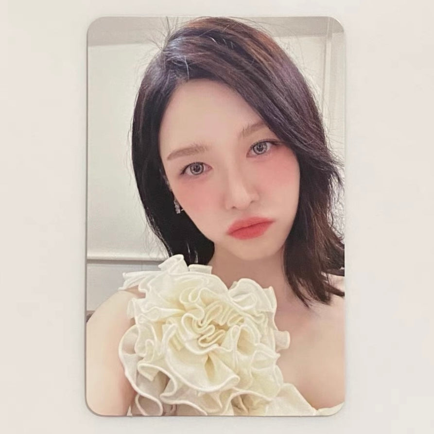 WENDY (RED VELVET) - CHILL KILL ALBUM PHOTOCARD (POSTER VER)