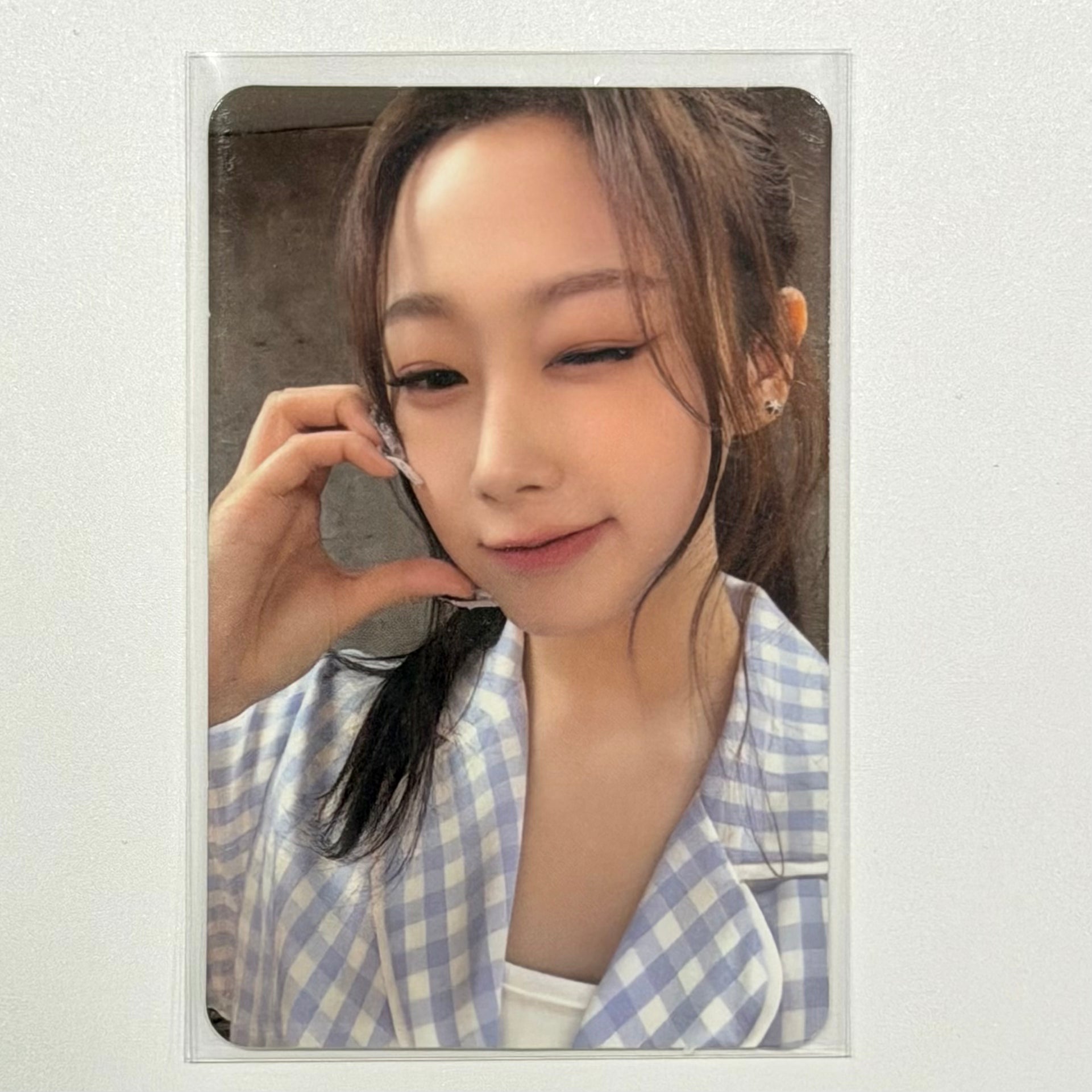 GISELLE (AESPA) - PINK CHRISTMAS MD OFFIZIELLE TRADING PHOTOCARD