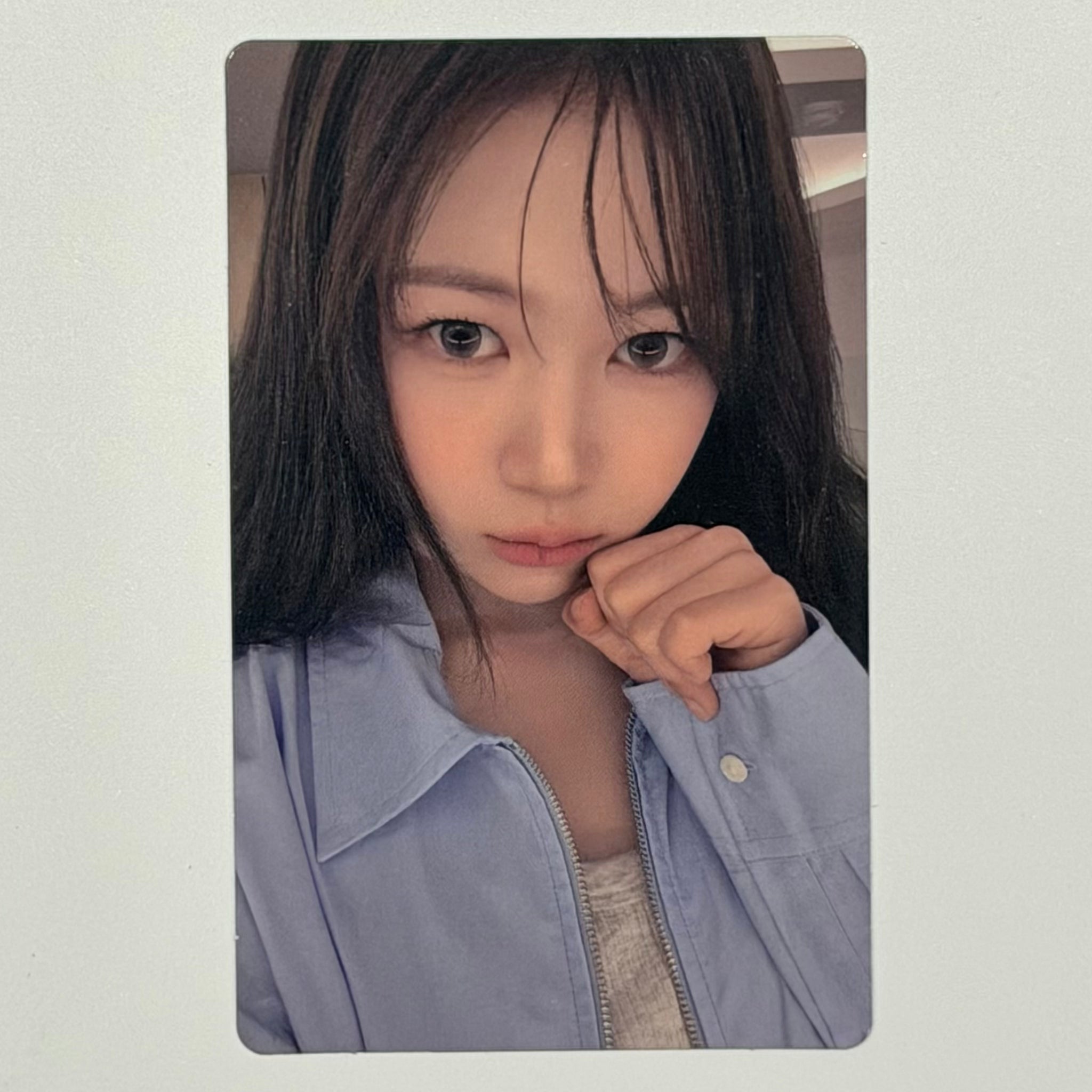 YEON (Hearts2Hearts h2h) - FOCUS WEVERSE FANSIGN POB PHOTOCARD