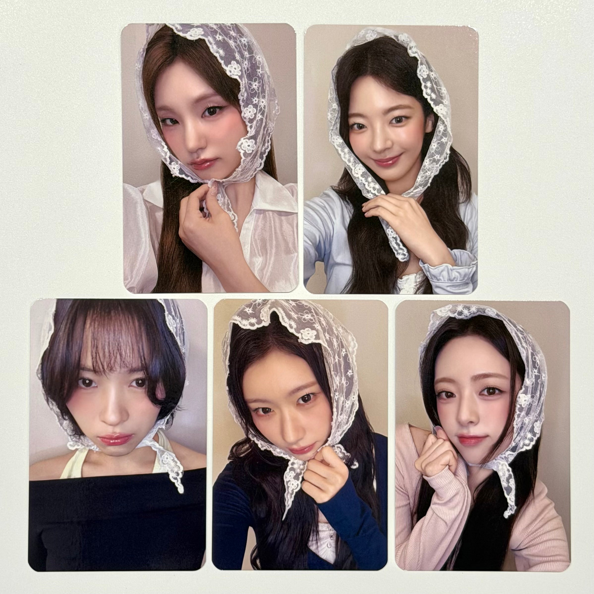 ITZY - MOTTO MS MAKESTAR ONLINE FANCALL 11 POB PHOTOCARD (LACE VER)