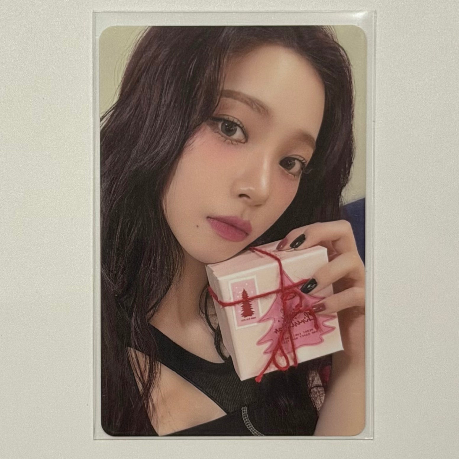 KARINA (AESPA) - 2024 PINK CHRISTMAS TRADING PHOTOCARD