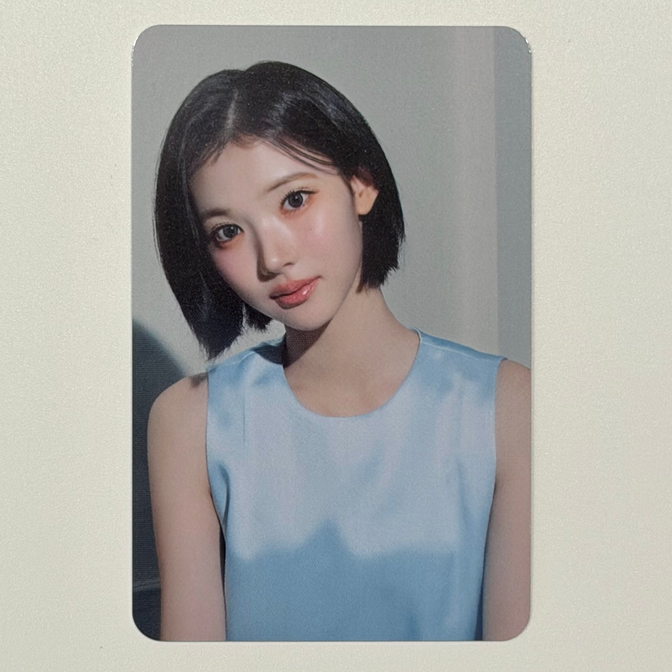 JIWOO (Hearts2Hearts h2h) - 2026 SEASONS GREETINGS SG WITHMUU POB PHOTOCARD