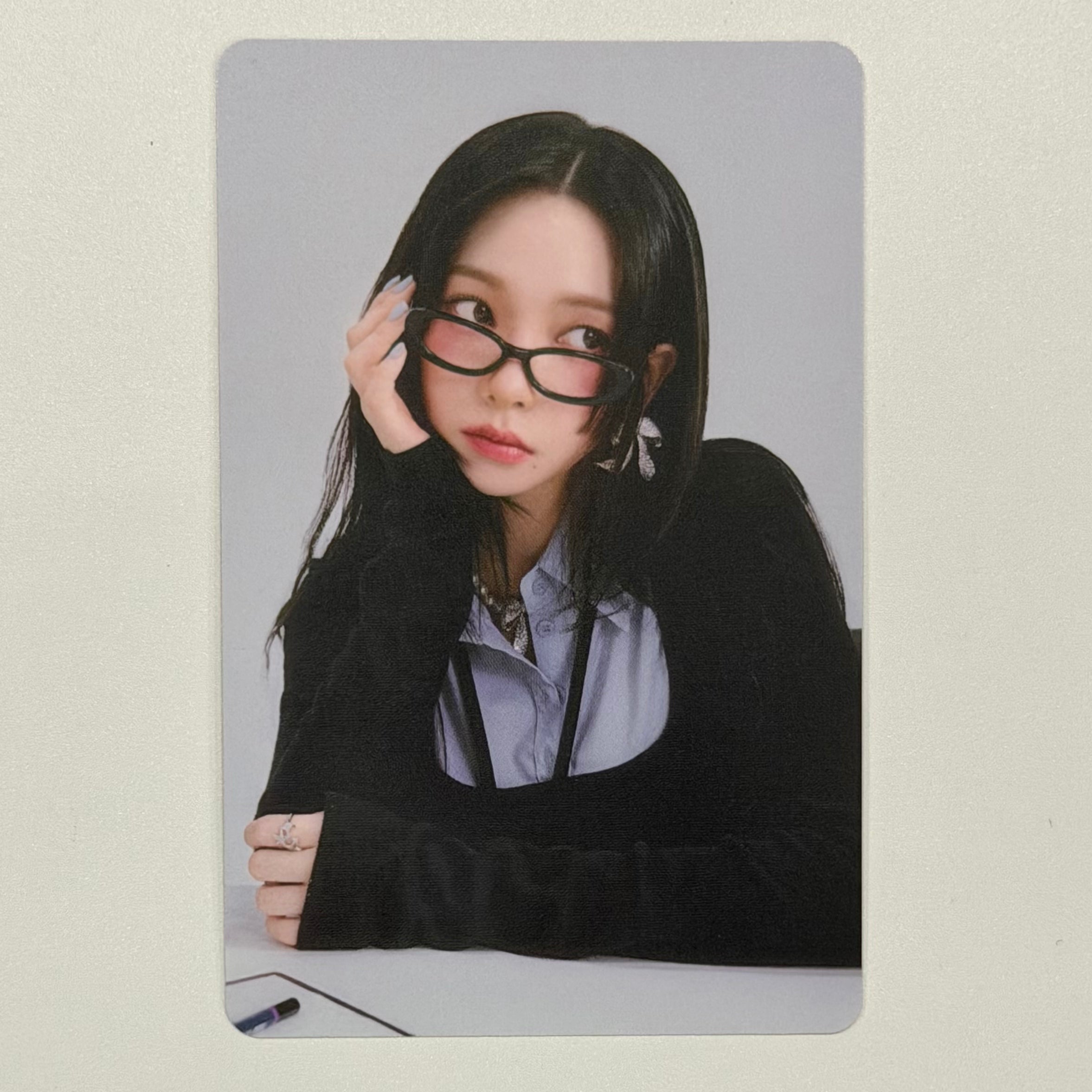 KARINA (AESPA) - 2025 SEASONS GREETINGS SG TRADING CARD PHOTOCARD