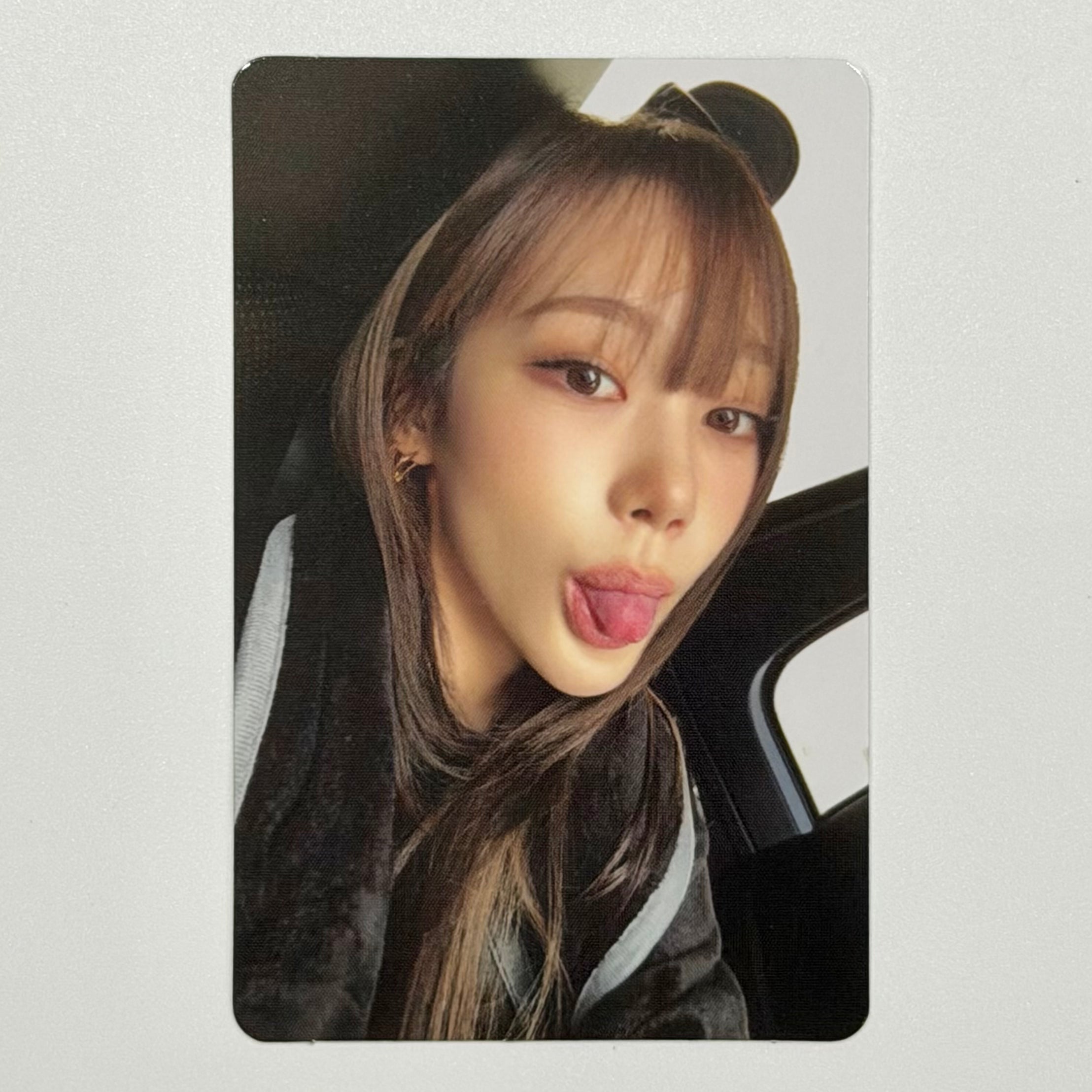 GISELLE (AESPA) - 2026 SEASONS GREETINGS SG PHOTOCARD