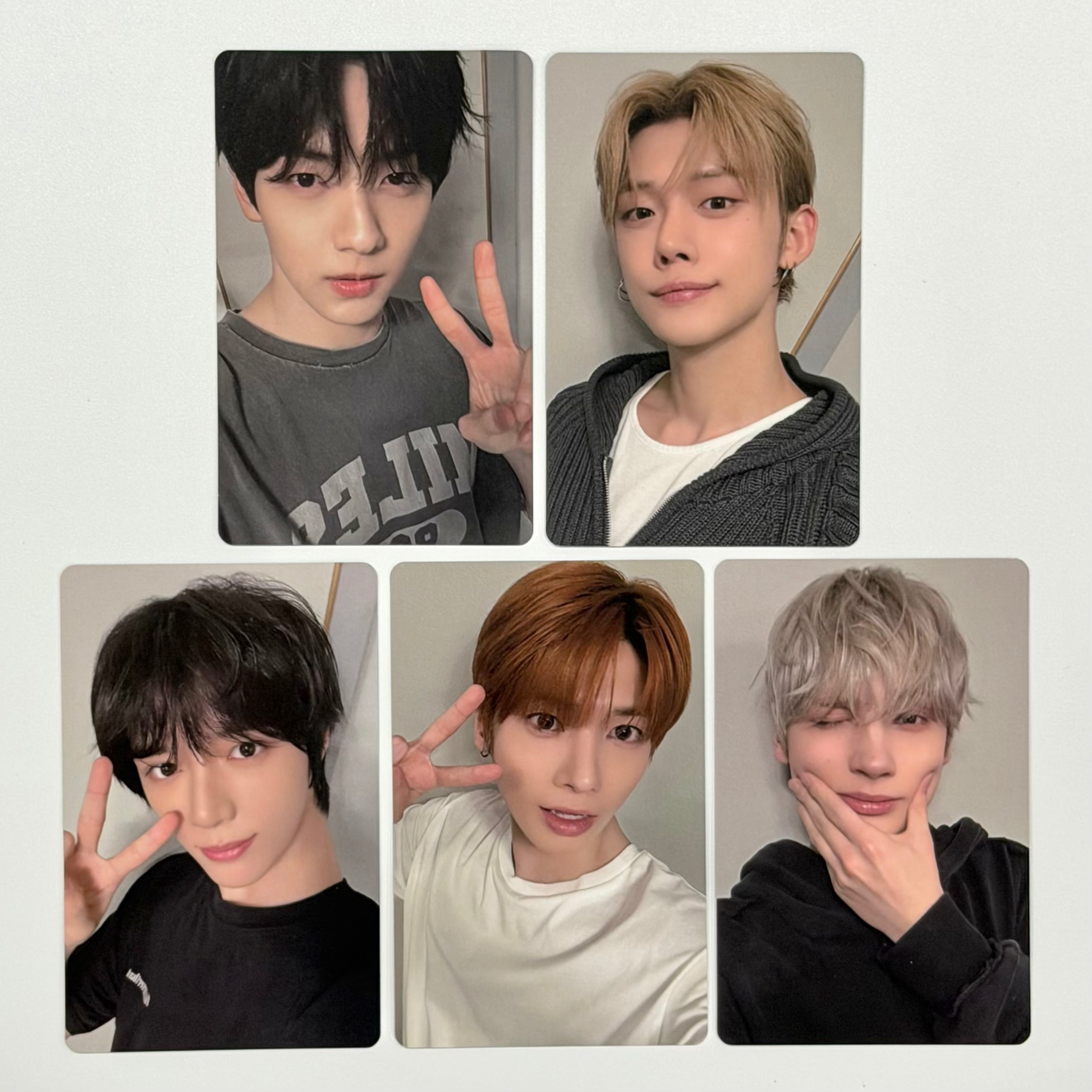 TXT - 7TH YEAR: A Moment of Stillness in the Thorns YIZHIYU FANSIGN 3.0 POB PHOTOCARD