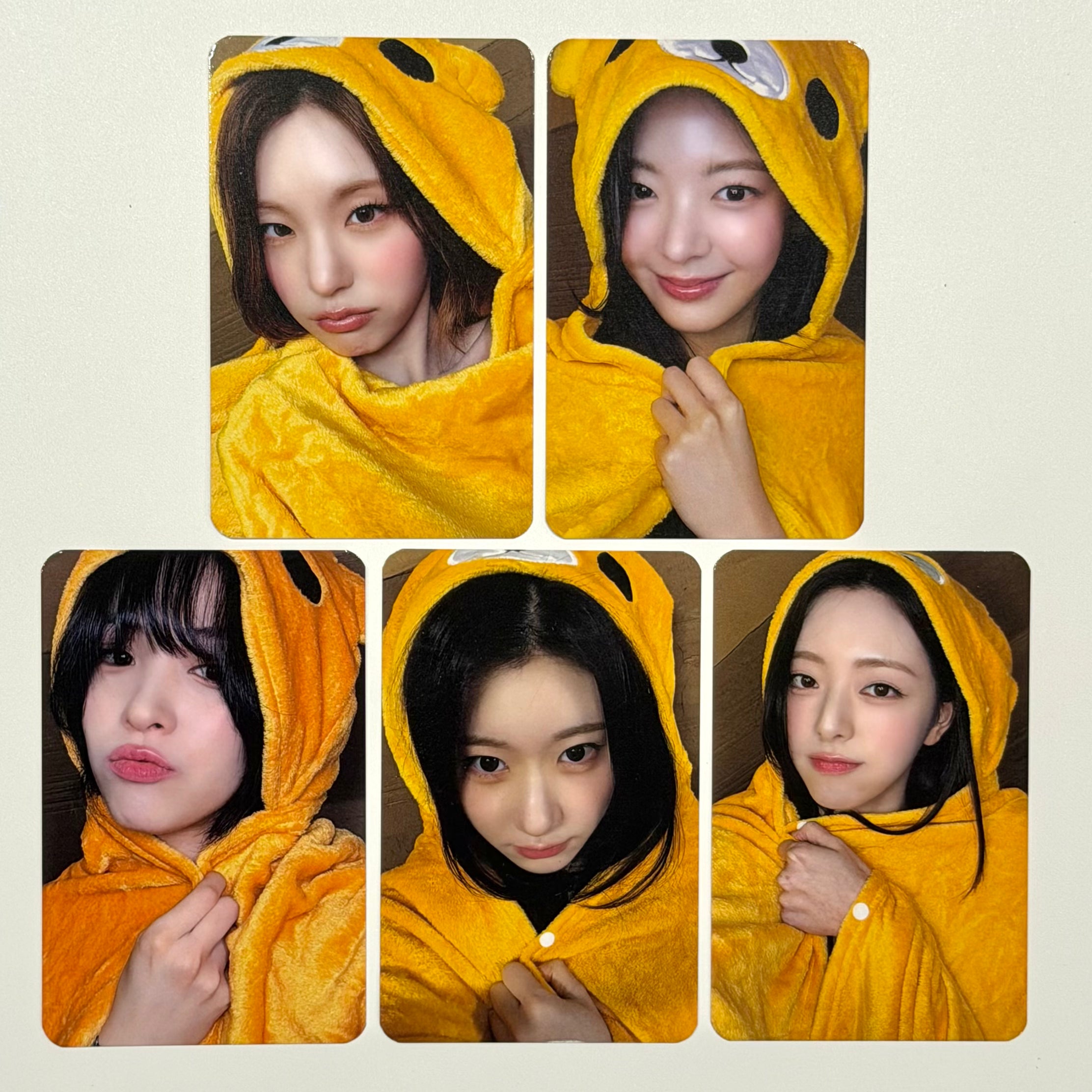 ITZY - MOTTO COUNTING STARS FANSIGN POB PHOTOCARD