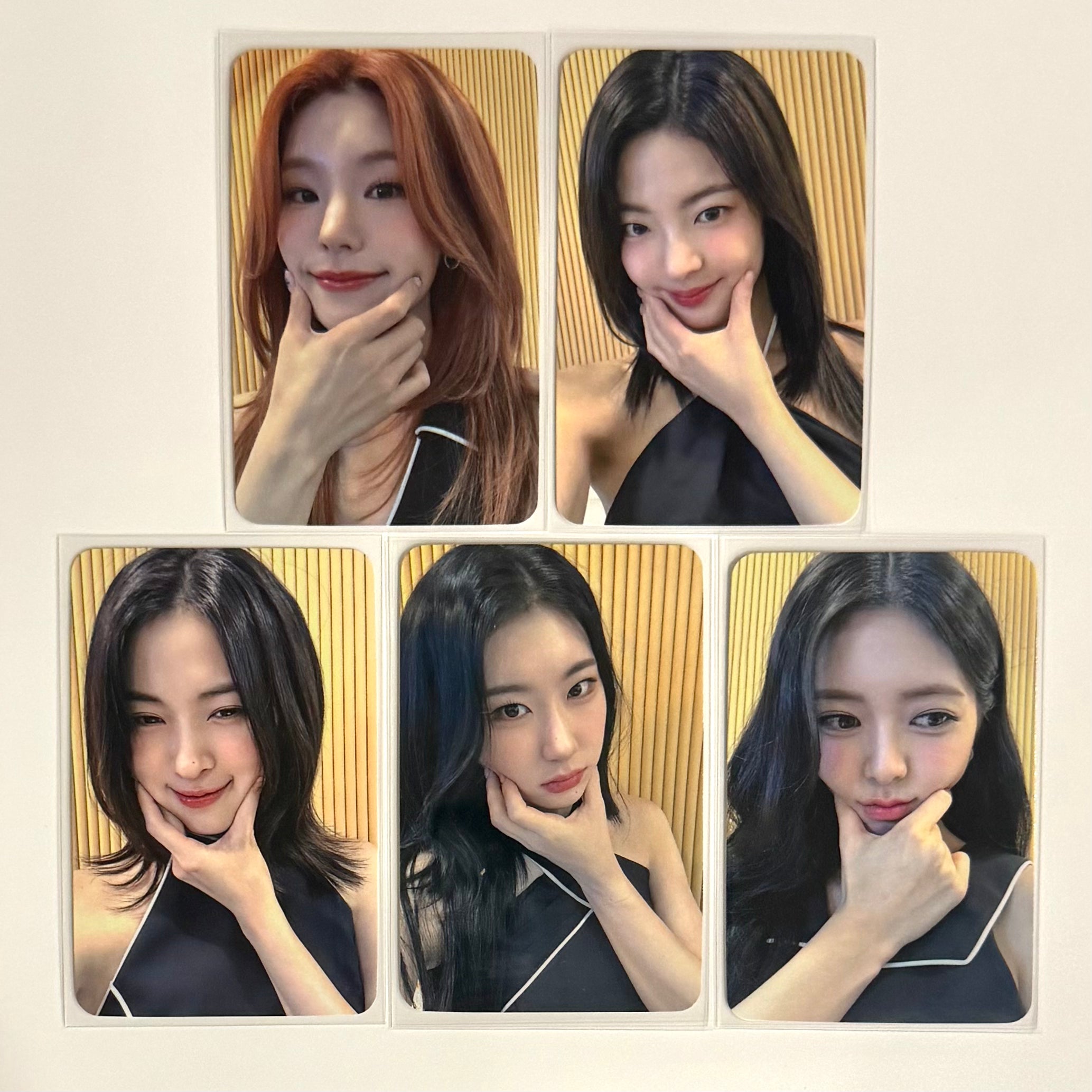 ITZY - KILL MY DOUBT SW SOUNDWAVE ONLINE FANSIGN 12 POB PHOTOCARD
