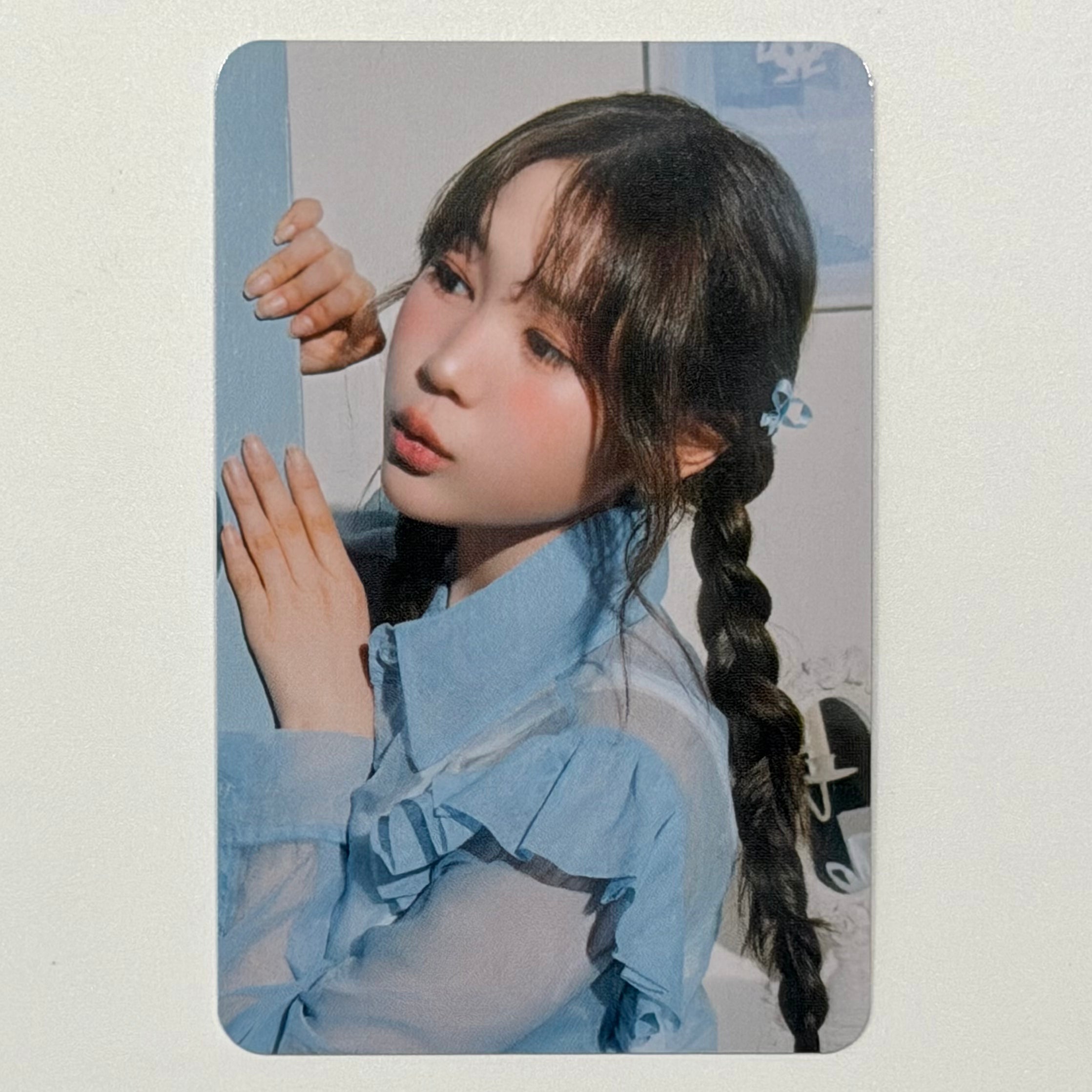 YEON (Hearts2Hearts h2h) - 2026 SEASONS GREETINGS SG WITHMUU POB PHOTOCARD