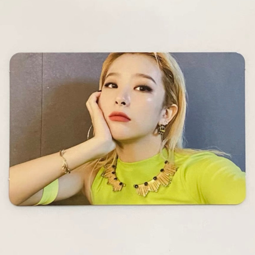 SEULGI (RED VELVET) - RBB ALBUM PHOTOCARD