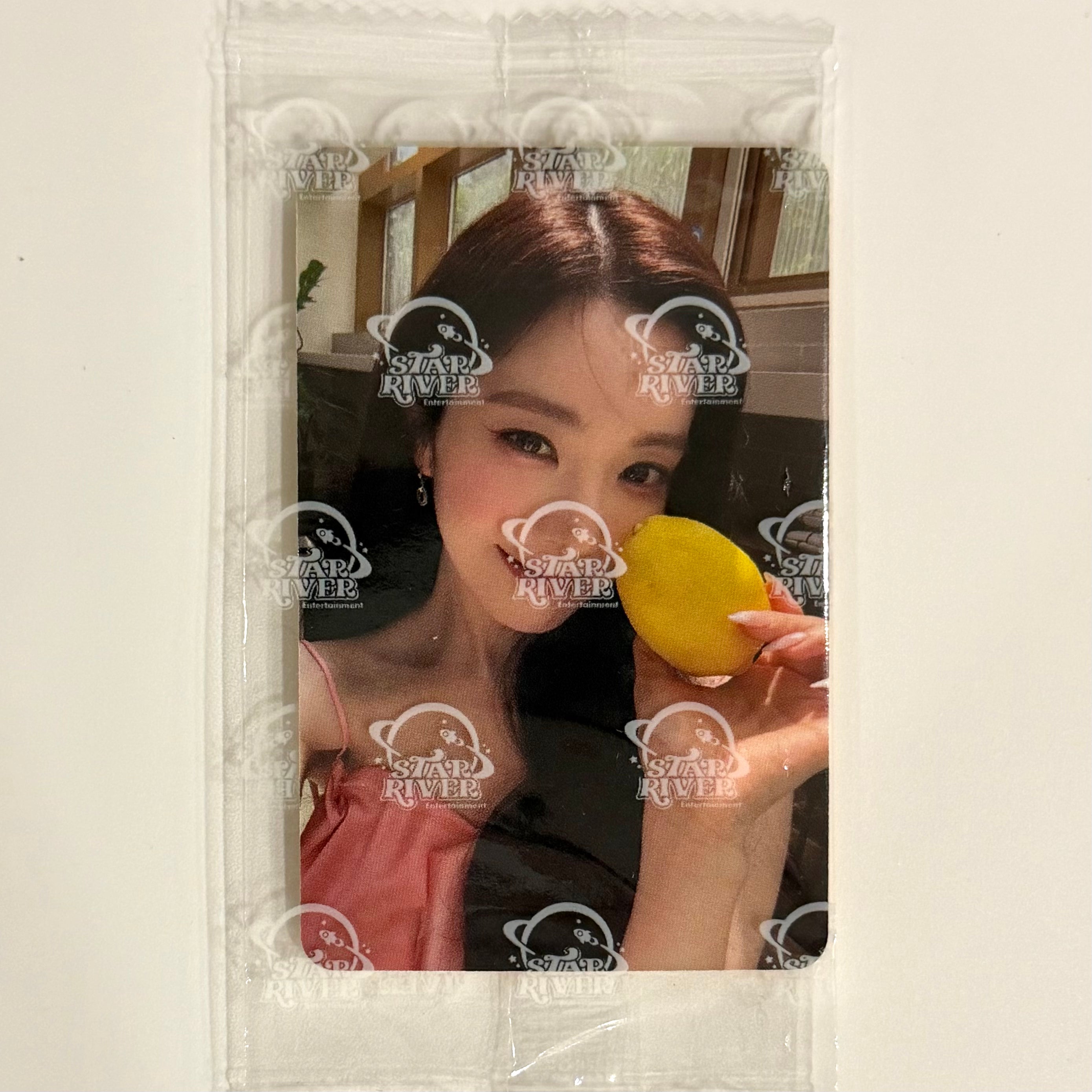 IRENE (RED VELVET) - VELVET SUMMER APPLE MUSIC POB PHOTOCARD