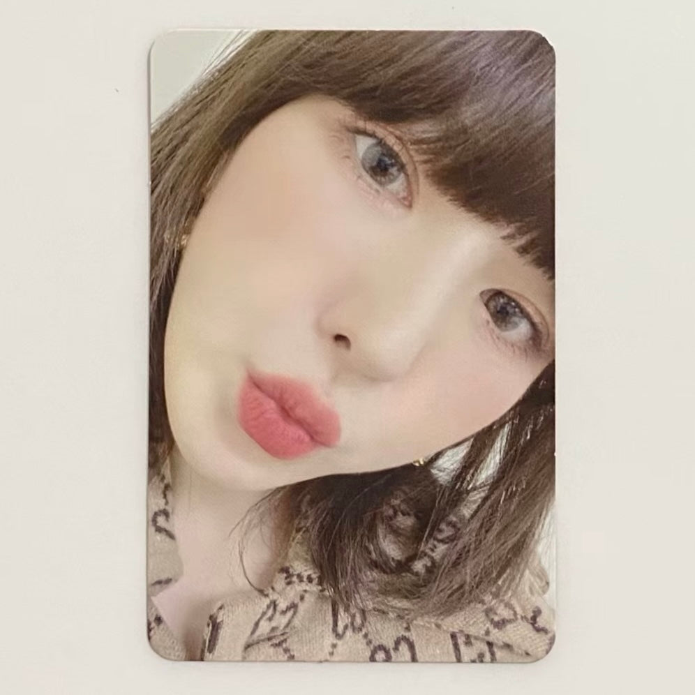 WENDY (RED VELVET) - QUEENDOM ALBUM PHOTOCARD