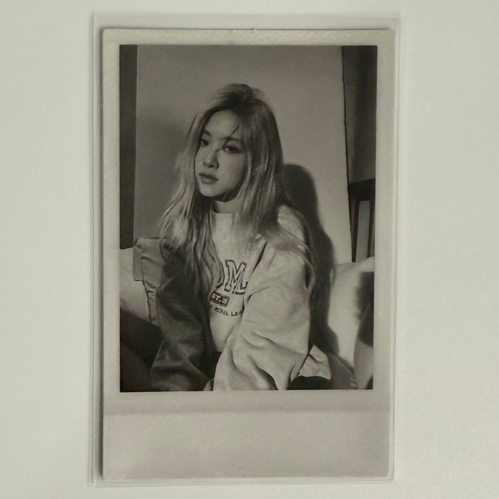 ROSE - SOLO ALBUM -R- ALBUM PHOTOCARD