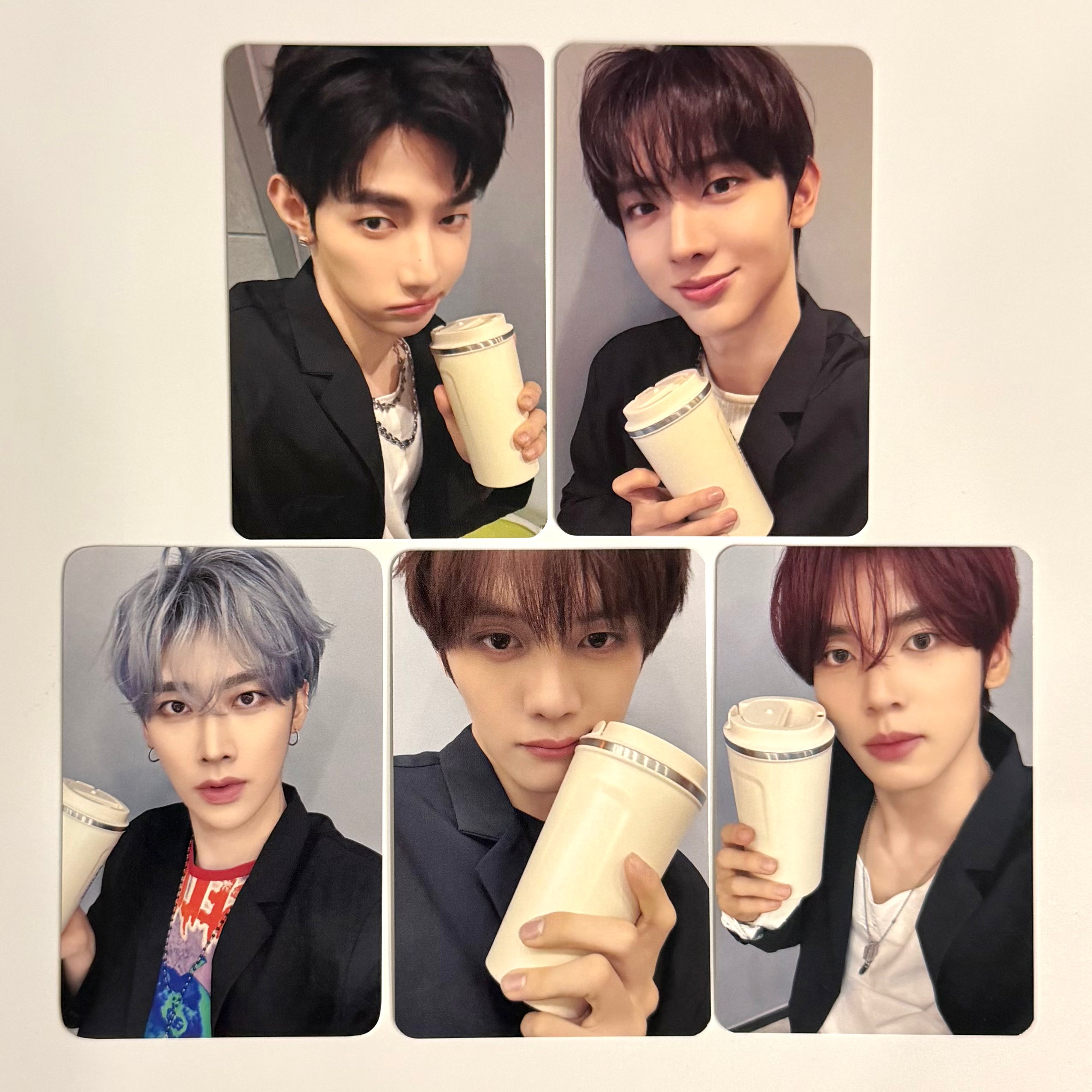 AND2BLE - Sequence 01: Curiosity MAKESTAR OFFLINE FANSIGN POB PHOTOCARD (OFFICE WORKER VER)