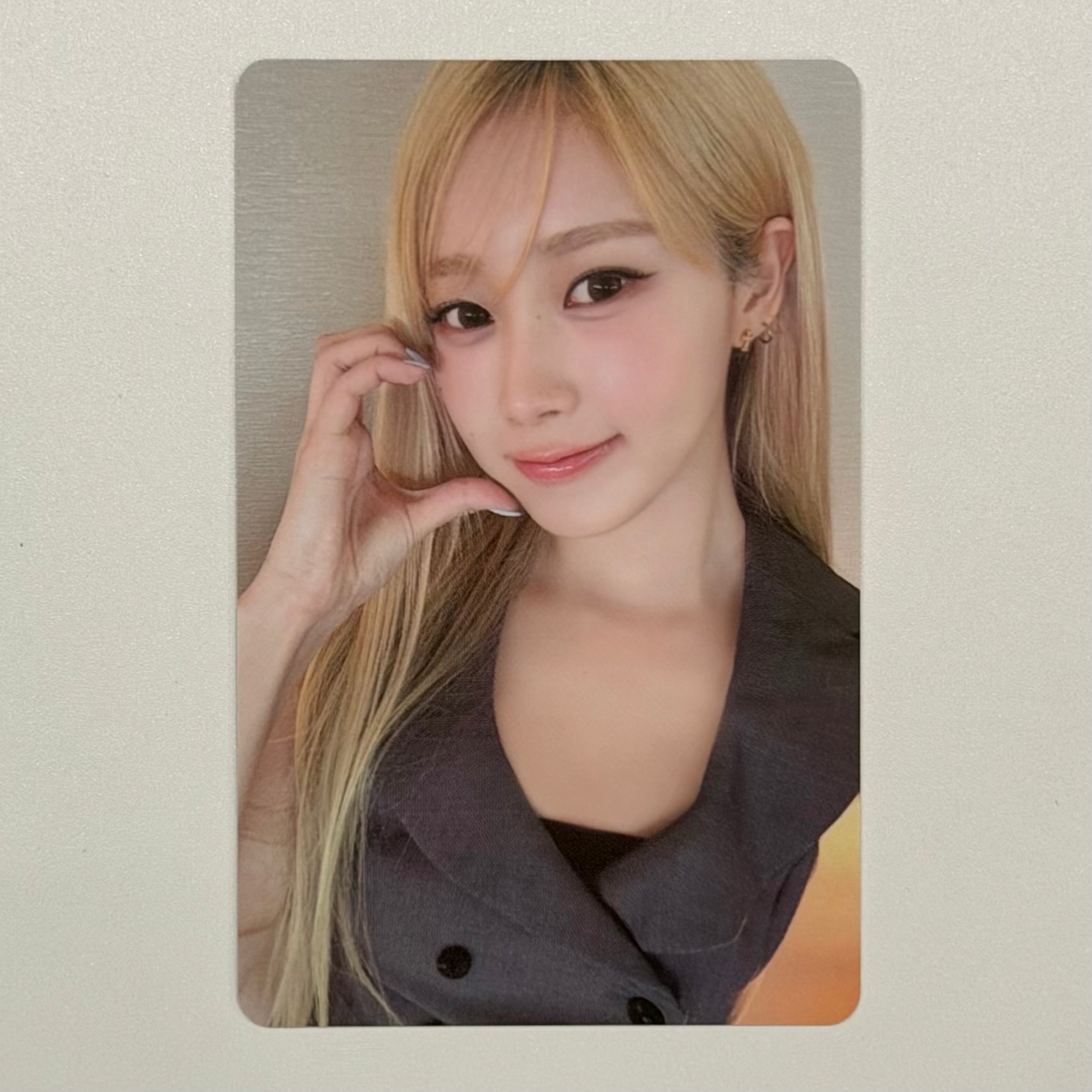 GISELLE (AESPA) - 2025 SEASONS GREETINGS SG TRADING CARD PHOTOCARD