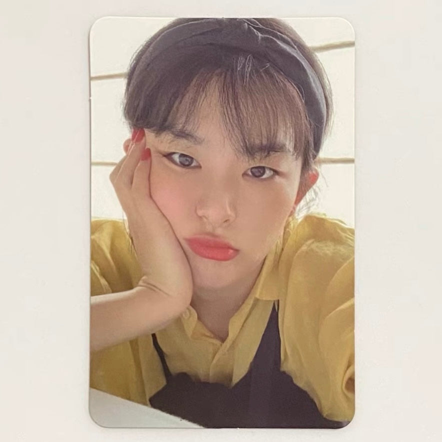 SEULGI (RED VELVET) -  'The ReVe Festival' Day 1 ALBUM PHOTOCARD (KIHNO VER）